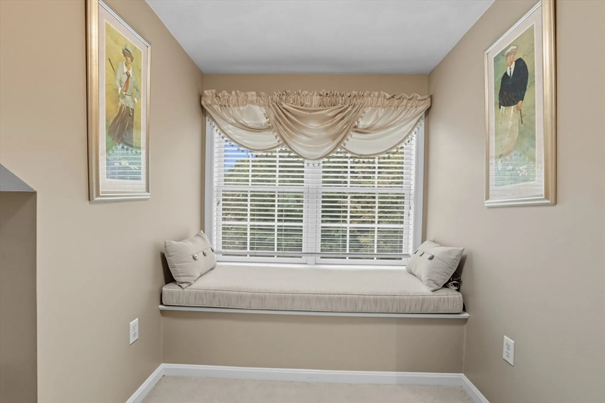 Property Slideshow image 22 of 34 | 503 diane cir # 503, Groveland, MA, 01834