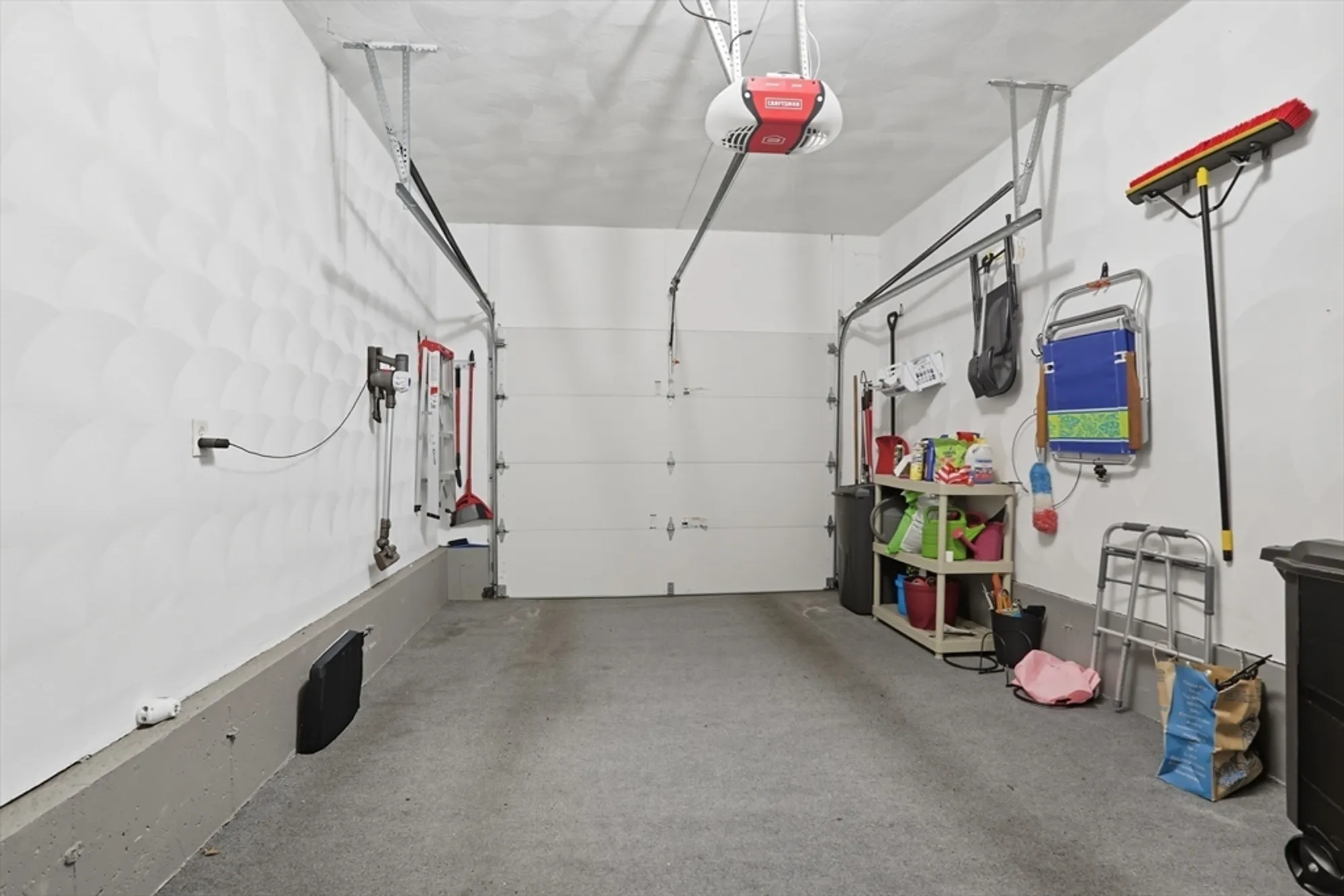 Property Slideshow image 24 of 34 | 503 diane cir # 503, Groveland, MA, 01834