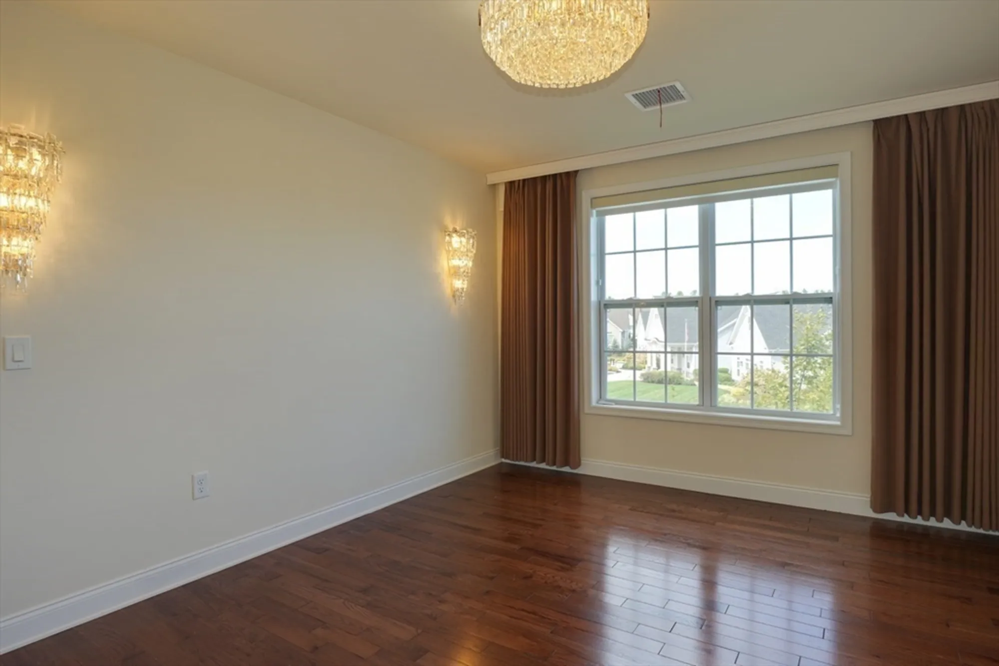 Property Slideshow image 21 of 42 | 6 glen ellen blvd # 6, Millis, MA, 02054
