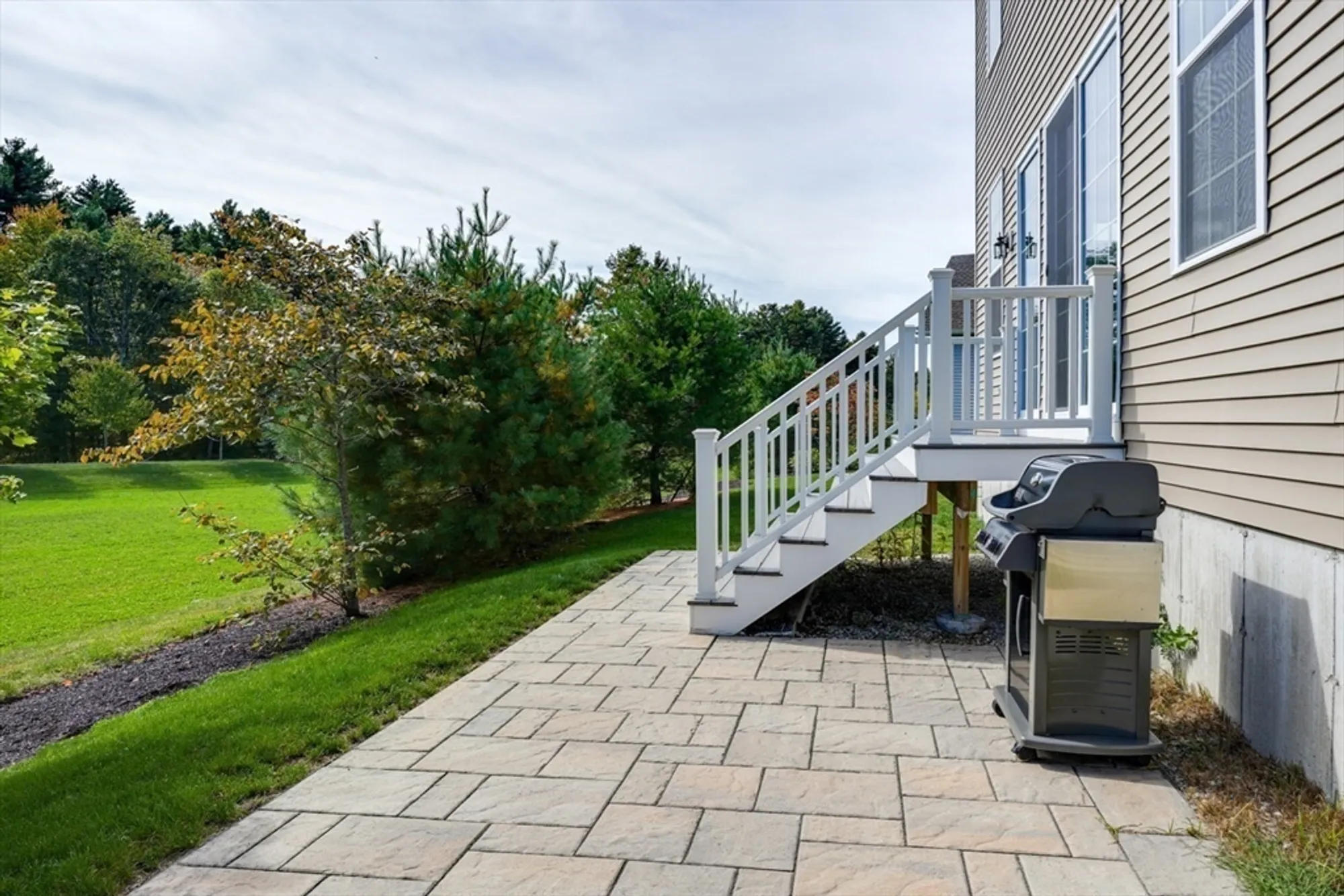 Property Slideshow image 27 of 42 | 6 glen ellen blvd # 6, Millis, MA, 02054