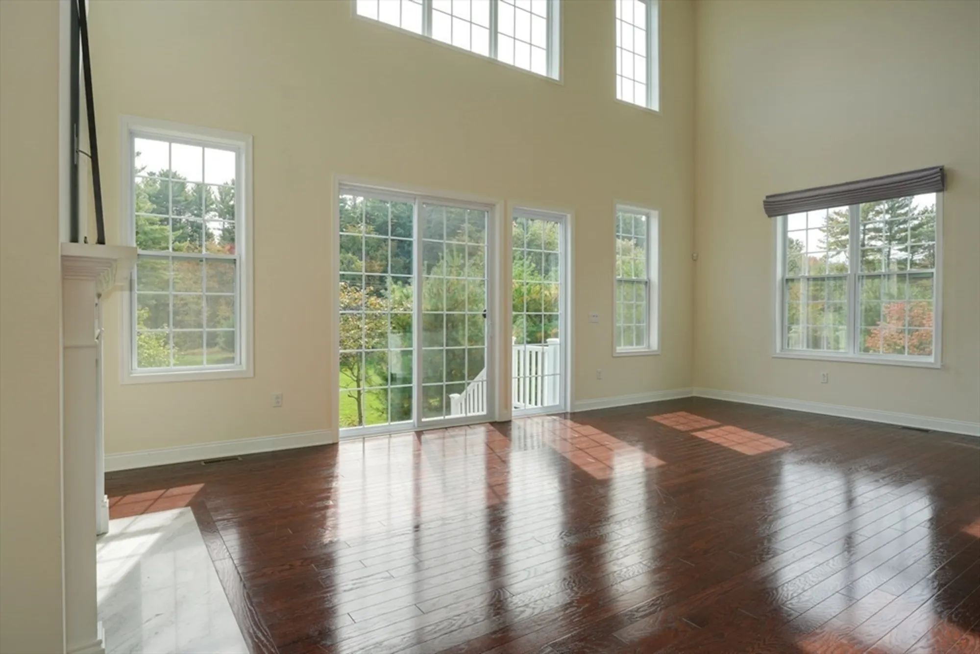 Property Slideshow image 6 of 42 | 6 glen ellen blvd # 6, Millis, MA, 02054