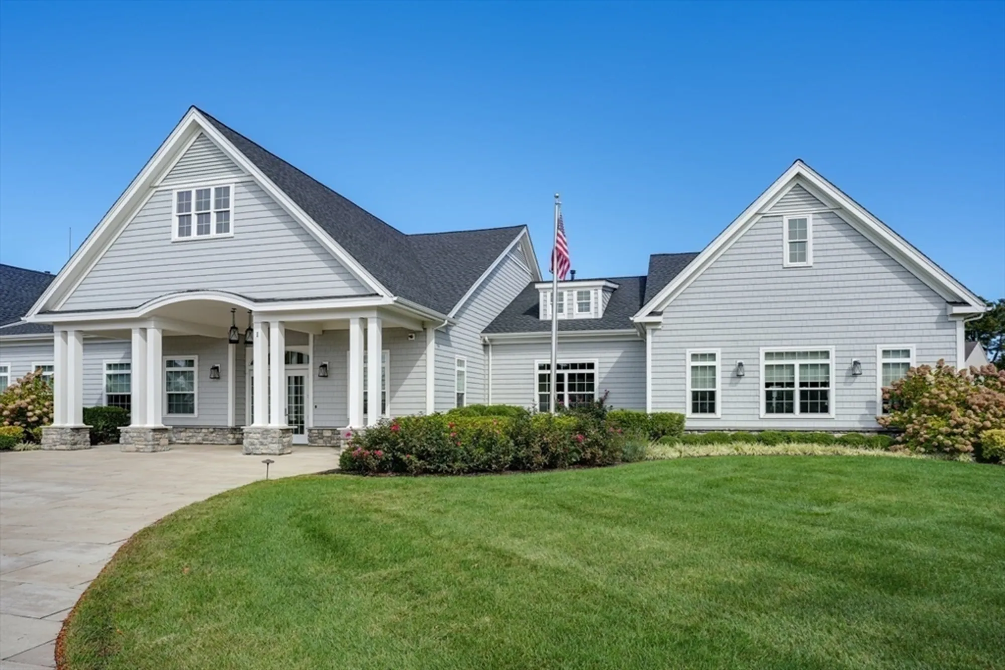 Property Slideshow image 32 of 42 | 6 glen ellen blvd # 6, Millis, MA, 02054