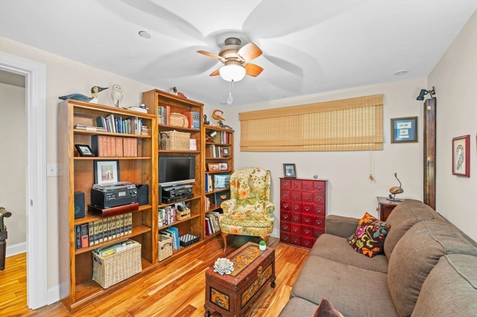 Property Slideshow image 14 of 42 | 60 merrimac st 604, Amesbury, MA, 01913