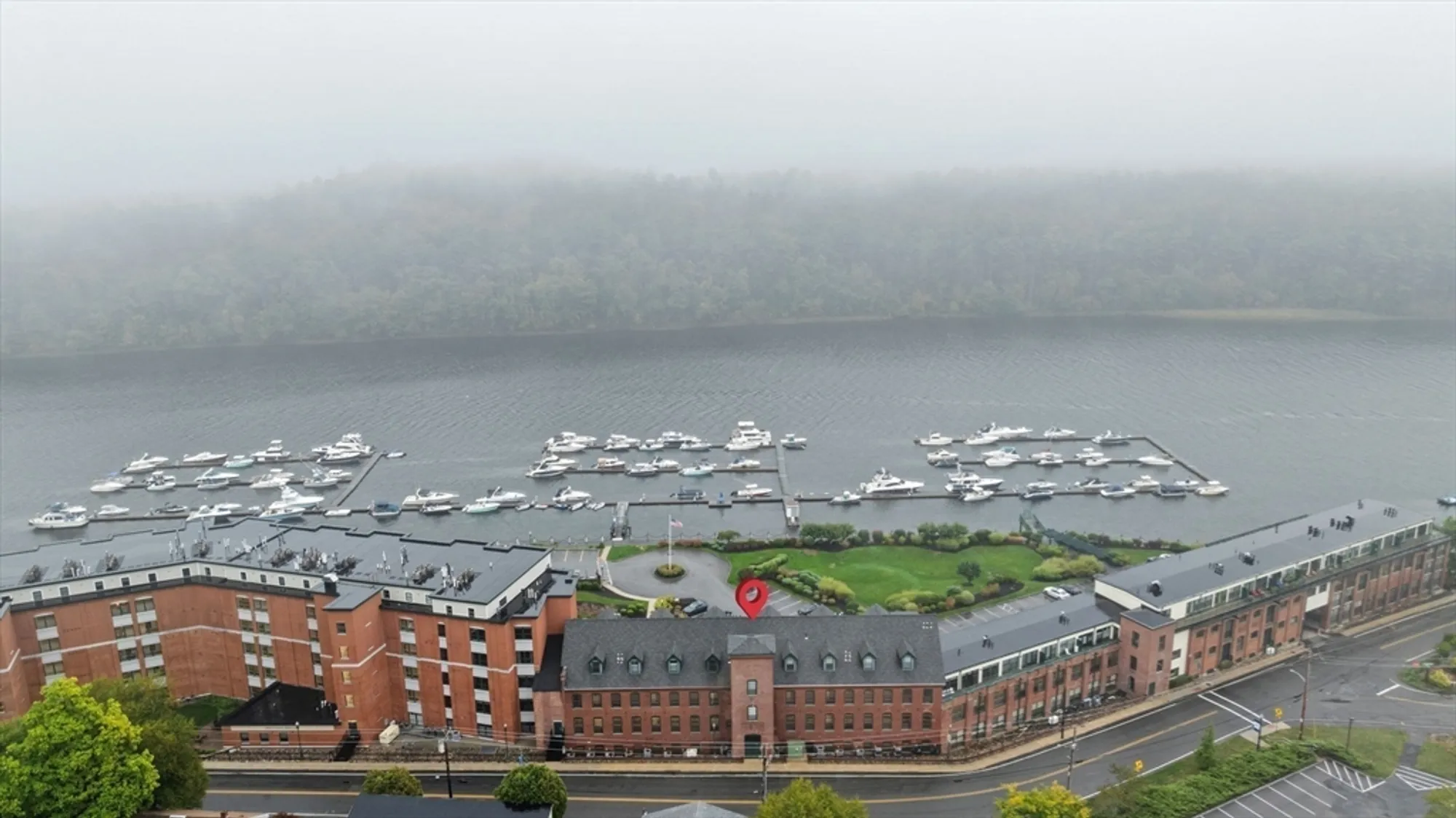 Property Slideshow image 41 of 42 | 60 merrimac st 604, Amesbury, MA, 01913