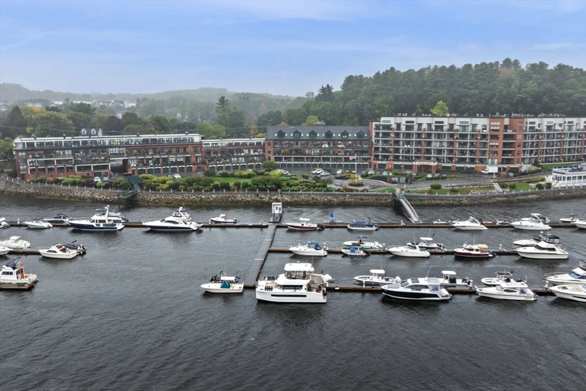 Property Slideshow image 37 of 42 | 60 merrimac st 604, Amesbury, MA, 01913