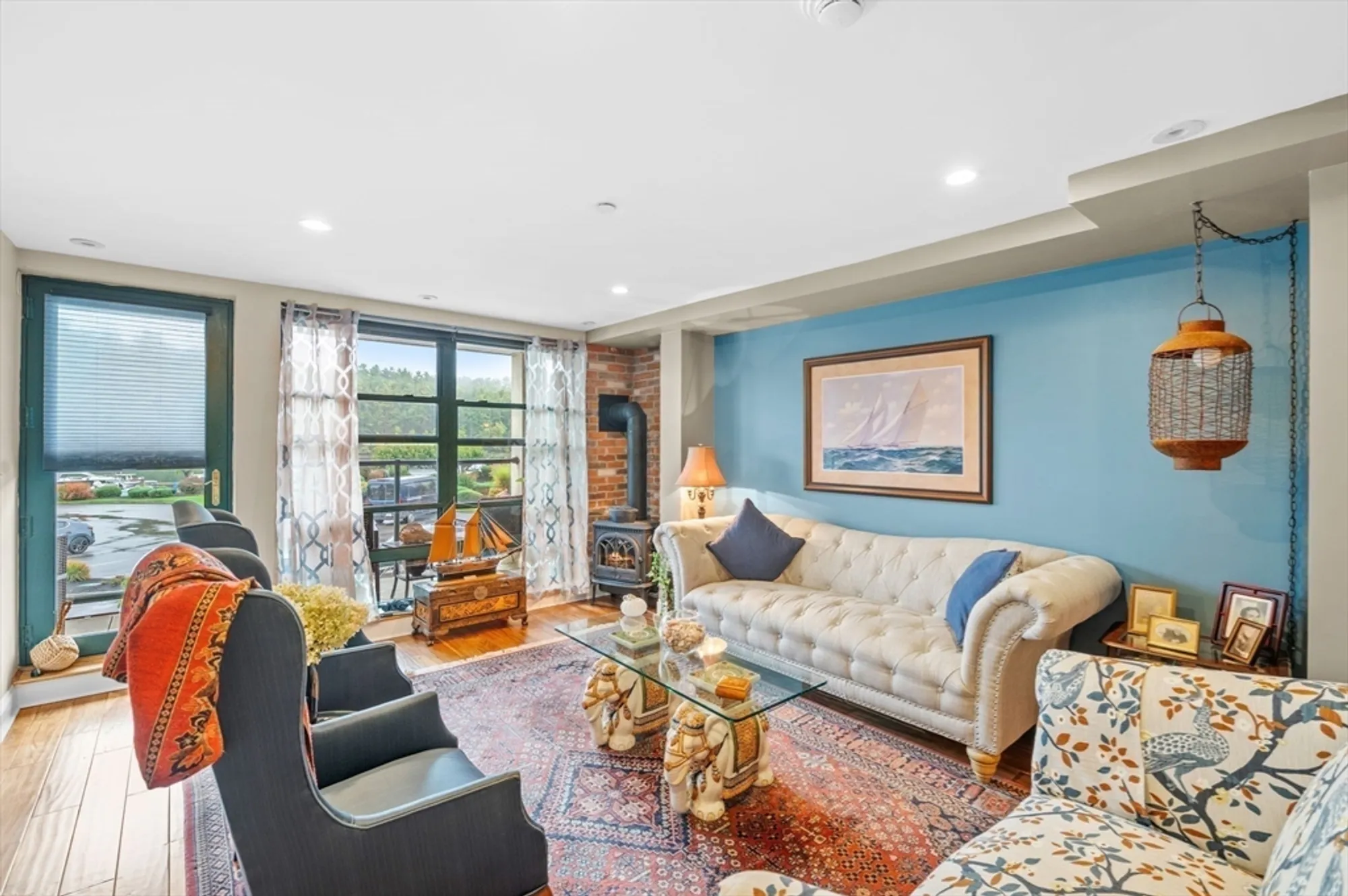 Property Slideshow image 3 of 42 | 60 merrimac st 604, Amesbury, MA, 01913