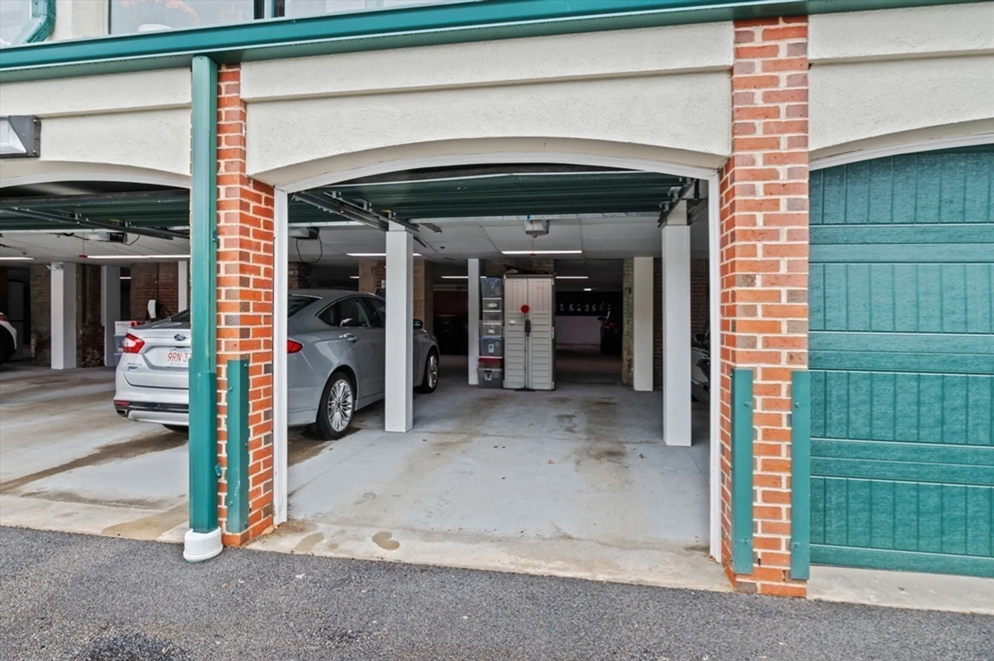 Property Slideshow image 32 of 42 | 60 merrimac st 604, Amesbury, MA, 01913