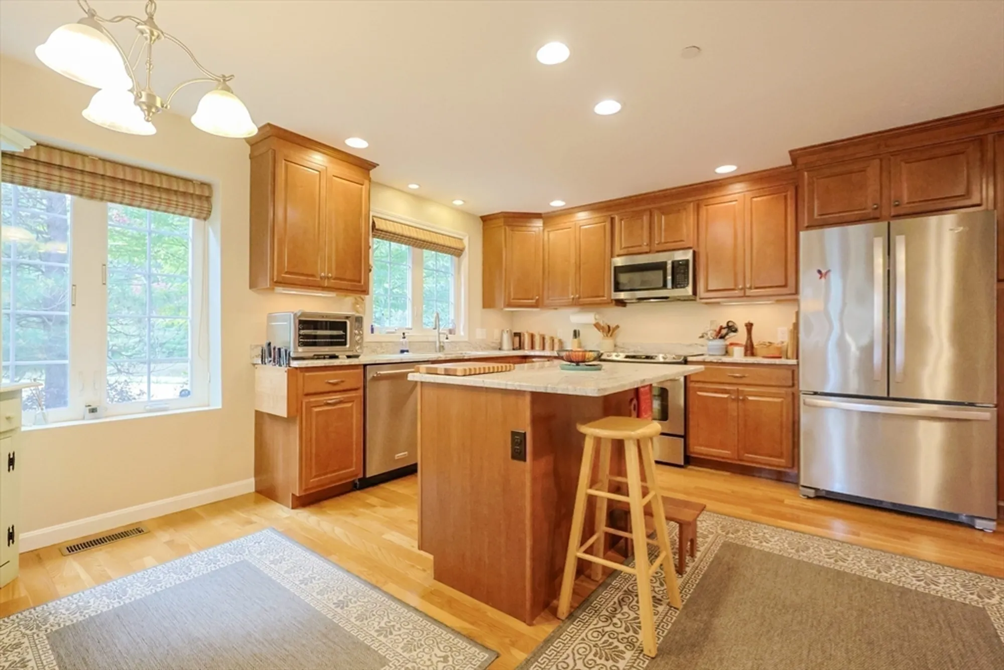 Property Slideshow image 10 of 30 | 5 blossom ct # 5, Westborough, MA, 01581