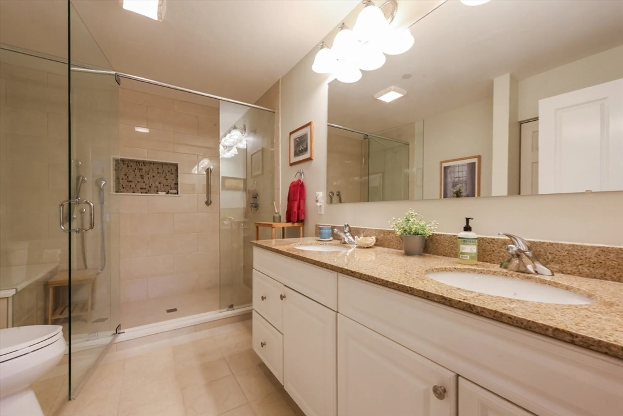 Property Slideshow image 13 of 30 | 5 blossom ct # 5, Westborough, MA, 01581