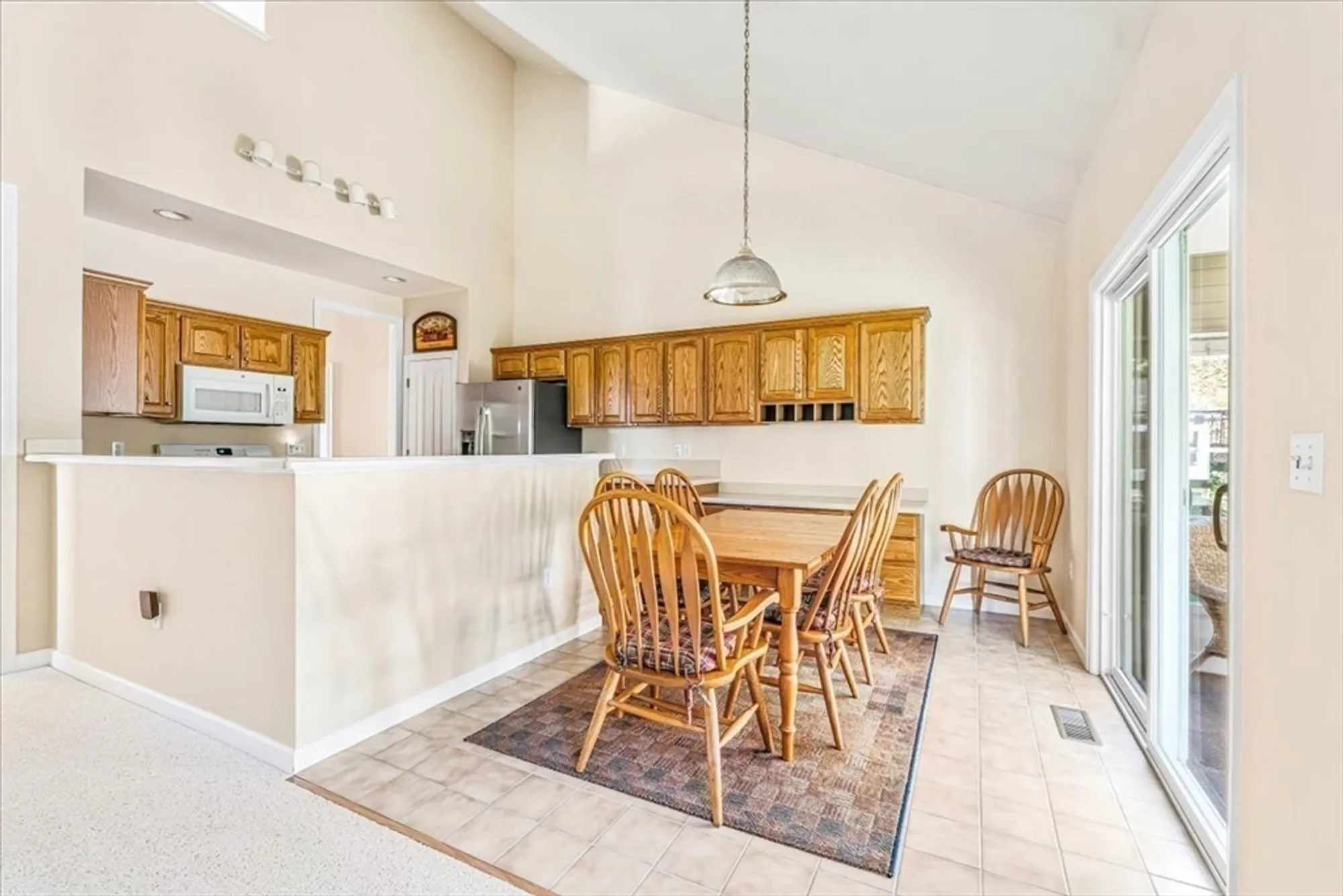 Property Slideshow image 9 of 42 | 27 cross wind, Plymouth, MA, 02360