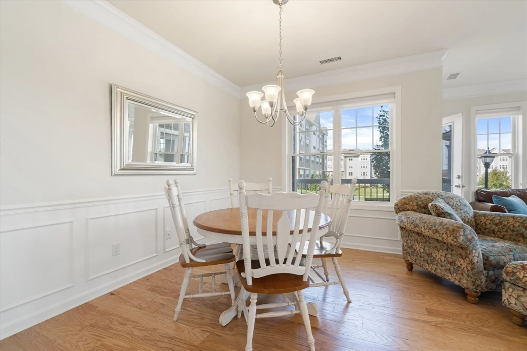 Property Slideshow image 14 of 39 | 11101 peters farm way # 101, Westborough, MA, 01581