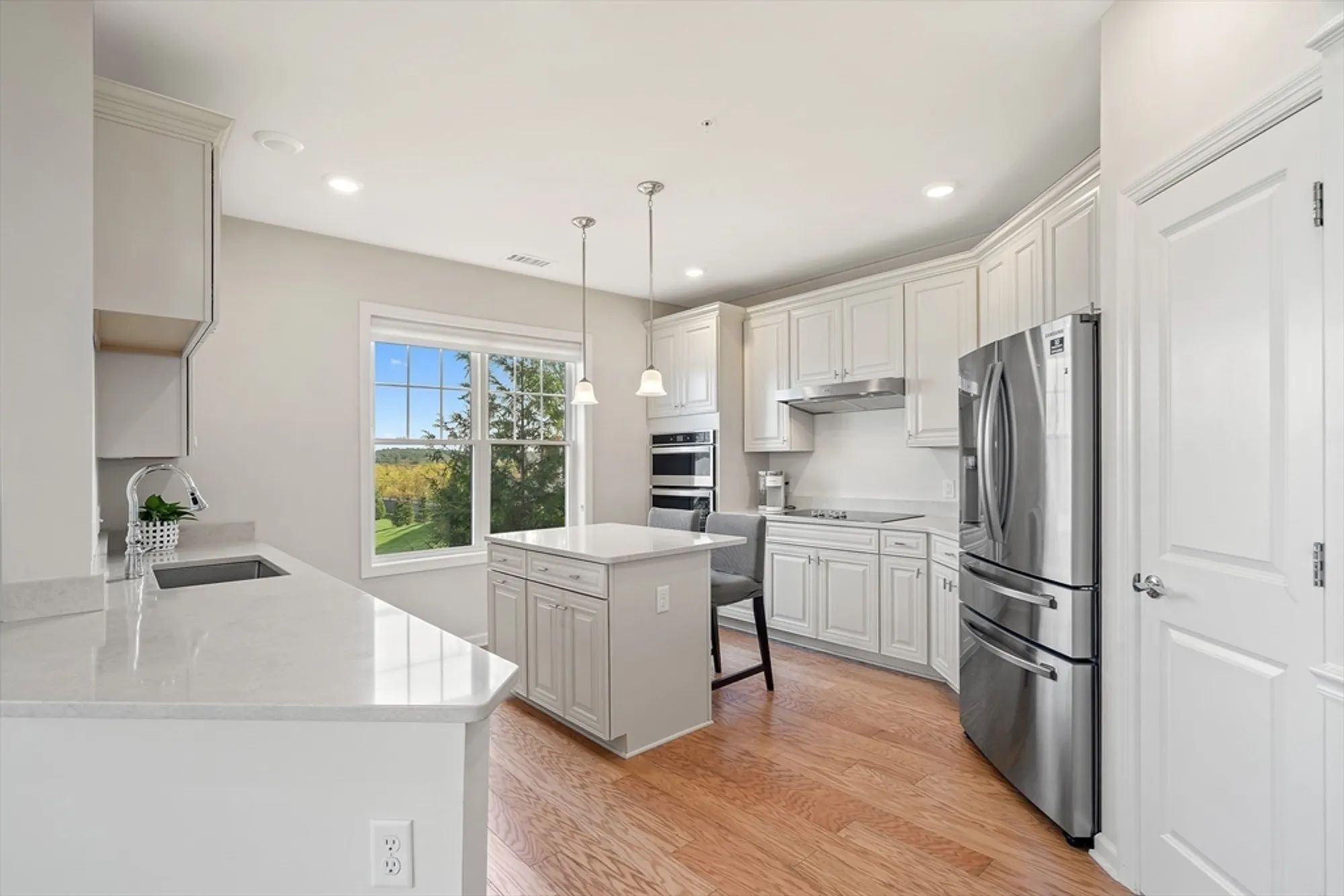 Property Slideshow image 21 of 39 | 11101 peters farm way # 101, Westborough, MA, 01581