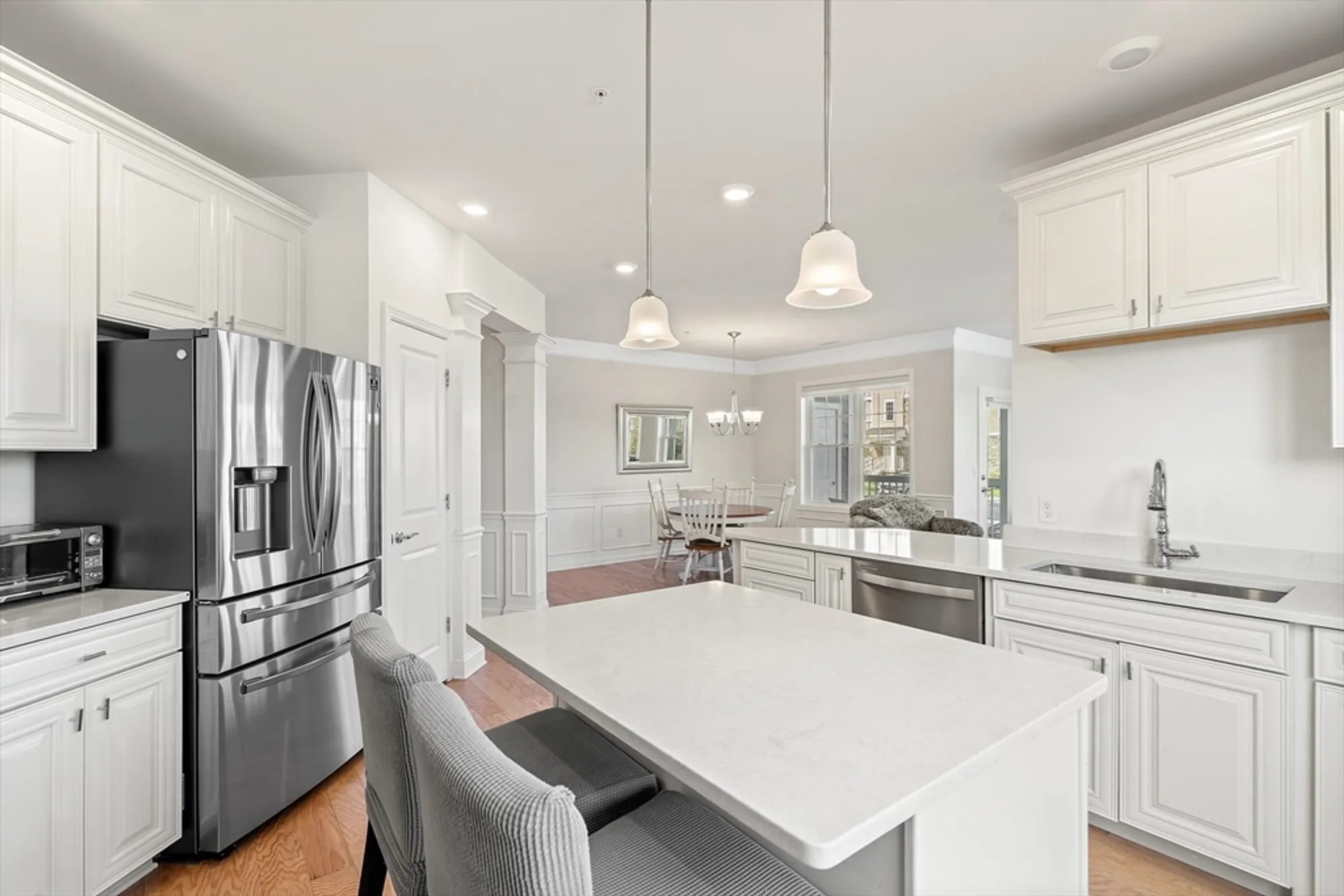 Property Slideshow image 2 of 39 | 11101 peters farm way # 101, Westborough, MA, 01581