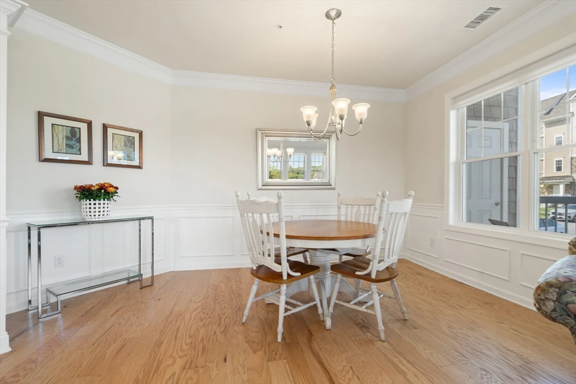 Property Slideshow image 13 of 39 | 11101 peters farm way # 101, Westborough, MA, 01581