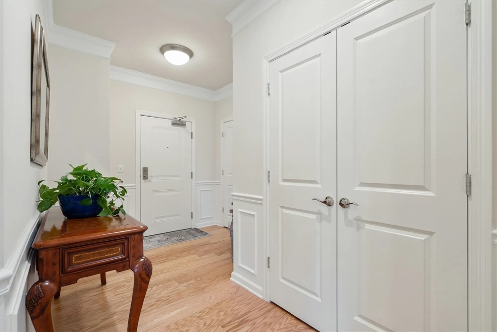 Property Slideshow image 9 of 39 | 11101 peters farm way # 101, Westborough, MA, 01581