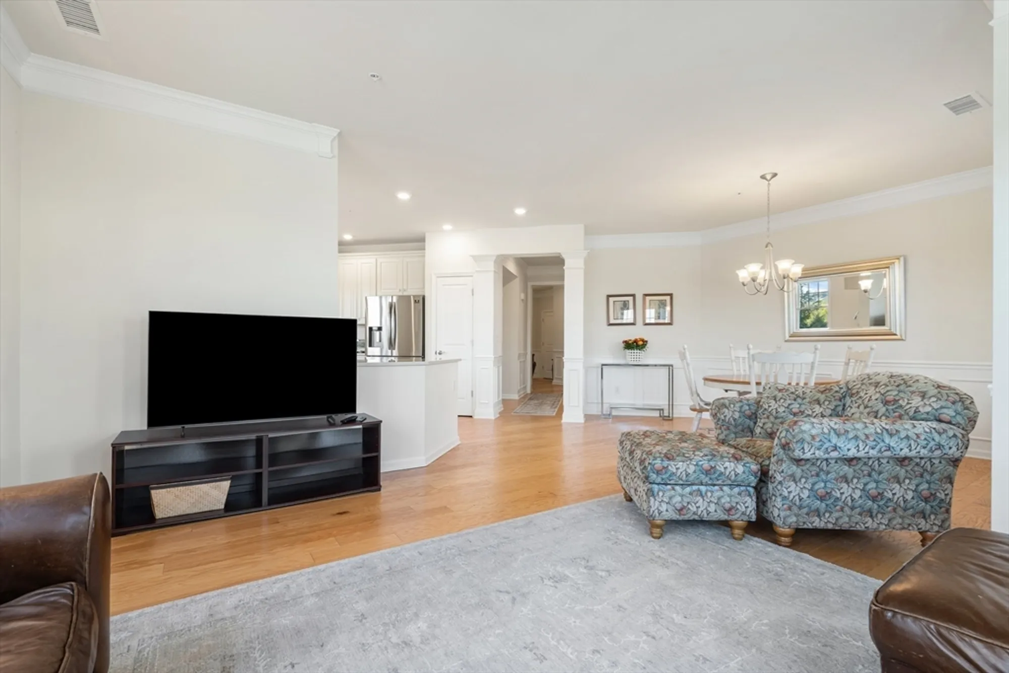 Property Slideshow image 34 of 39 | 11101 peters farm way # 101, Westborough, MA, 01581