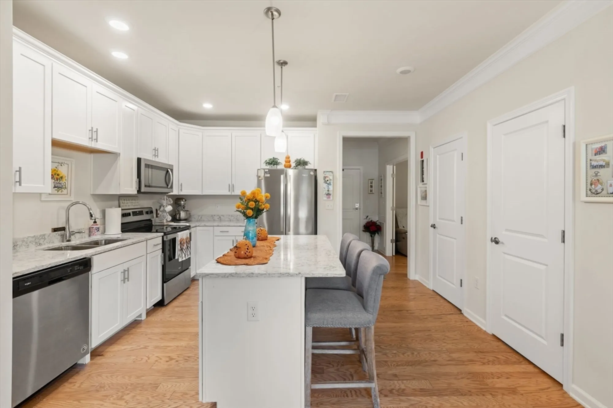 Property Slideshow image 7 of 30 | 4 francis dr 105, Andover, MA, 01810