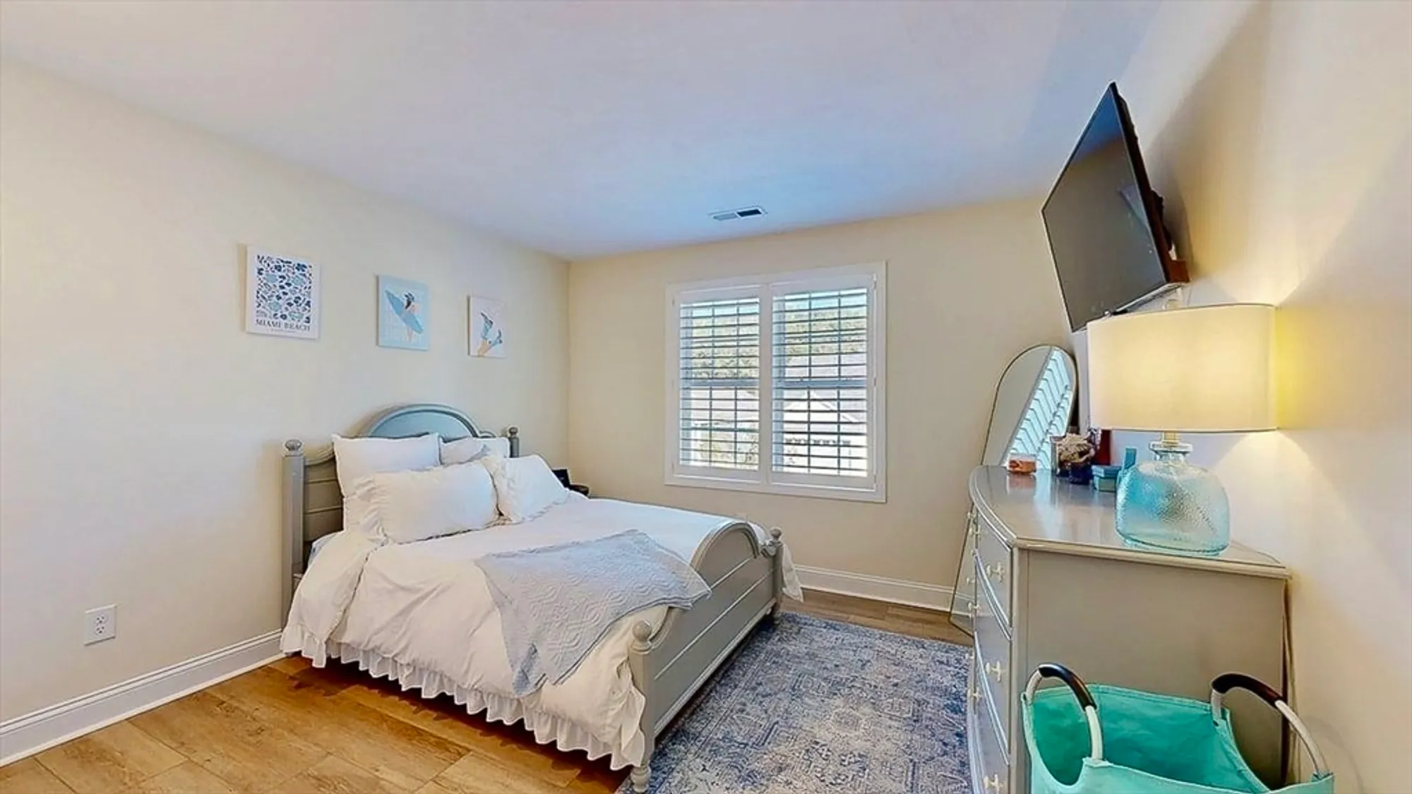 Property Slideshow image 23 of 39 | 27 tea party cir # 27, Holden, MA, 01520