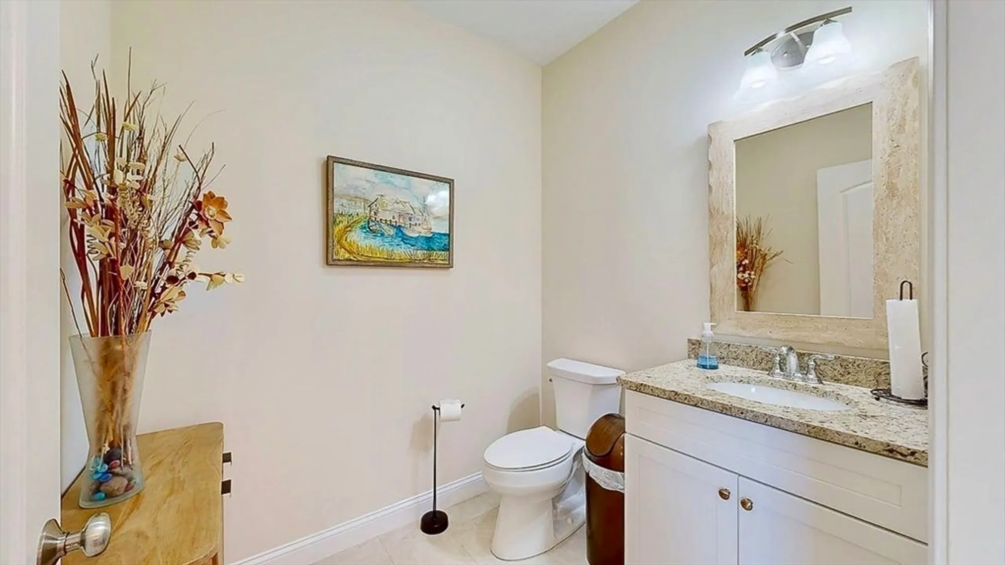 Property Slideshow image 13 of 39 | 27 tea party cir # 27, Holden, MA, 01520