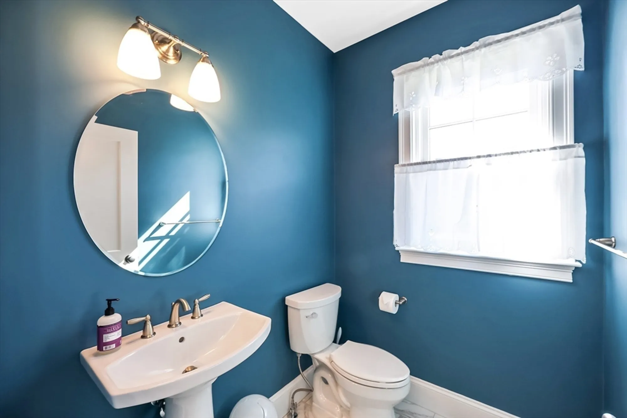 Property Slideshow image 18 of 27 | 13 birkdale ln # 13, Hopkinton, MA, 01748