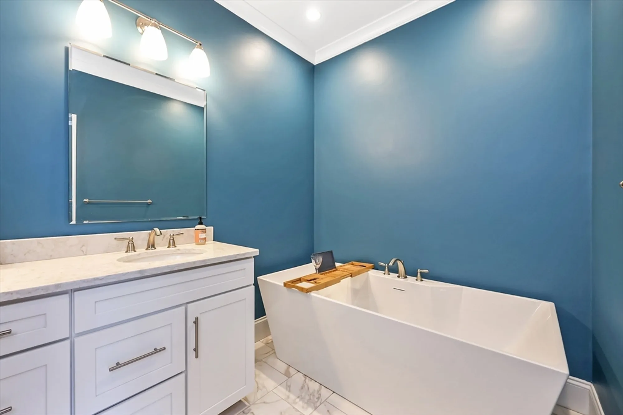 Property Slideshow image 13 of 27 | 13 birkdale ln # 13, Hopkinton, MA, 01748