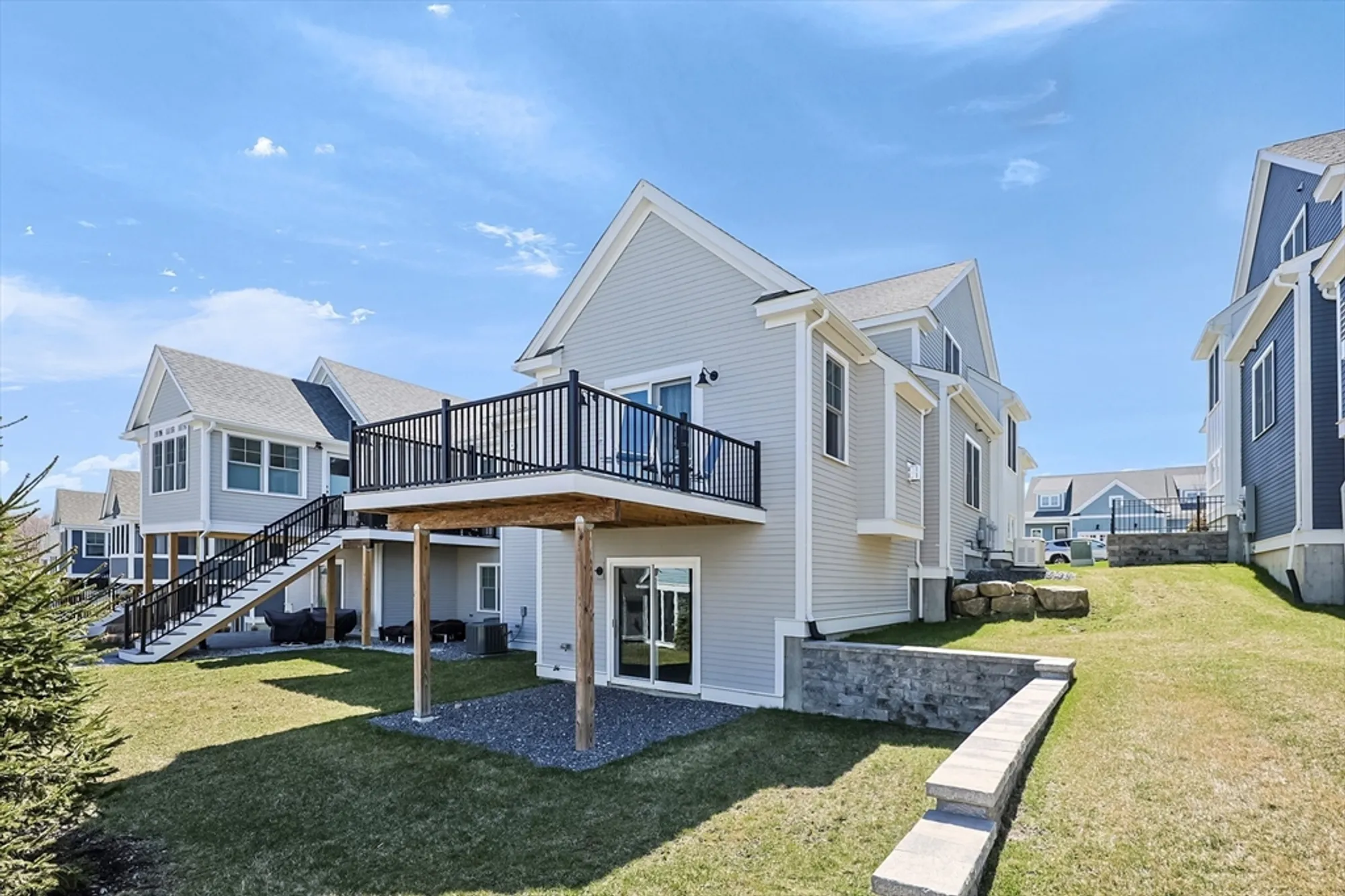 Property Slideshow image 26 of 27 | 13 birkdale ln # 13, Hopkinton, MA, 01748