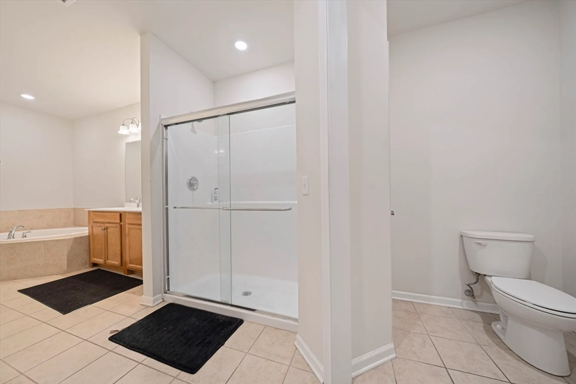 Property Slideshow image 18 of 27 | 130 trotter rd 1309, Weymouth, MA, 02190