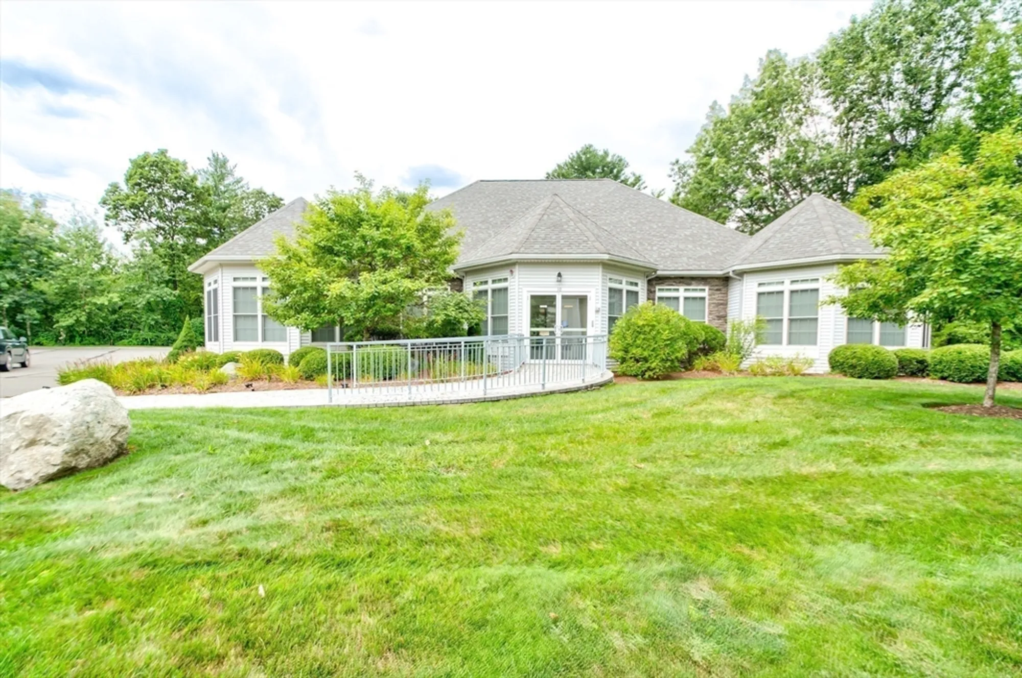 Property Slideshow image 40 of 42 | 13 hastings cir, Methuen, MA, 01844