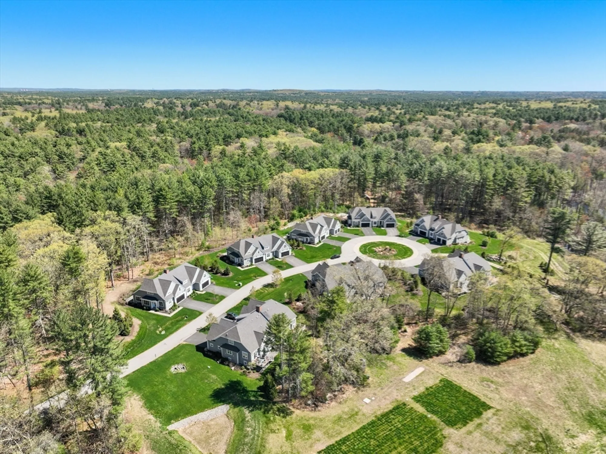 Property Slideshow image 31 of 38 | 1 garrison way # 1, Carlisle, MA, 01741