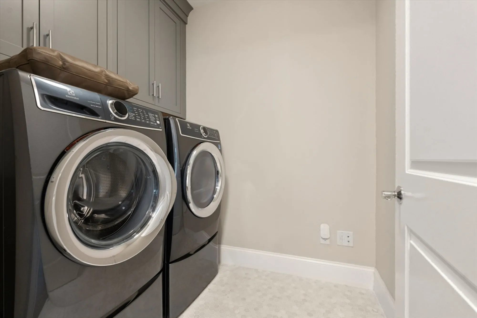 Property Slideshow image 16 of 38 | 1 garrison way # 1, Carlisle, MA, 01741