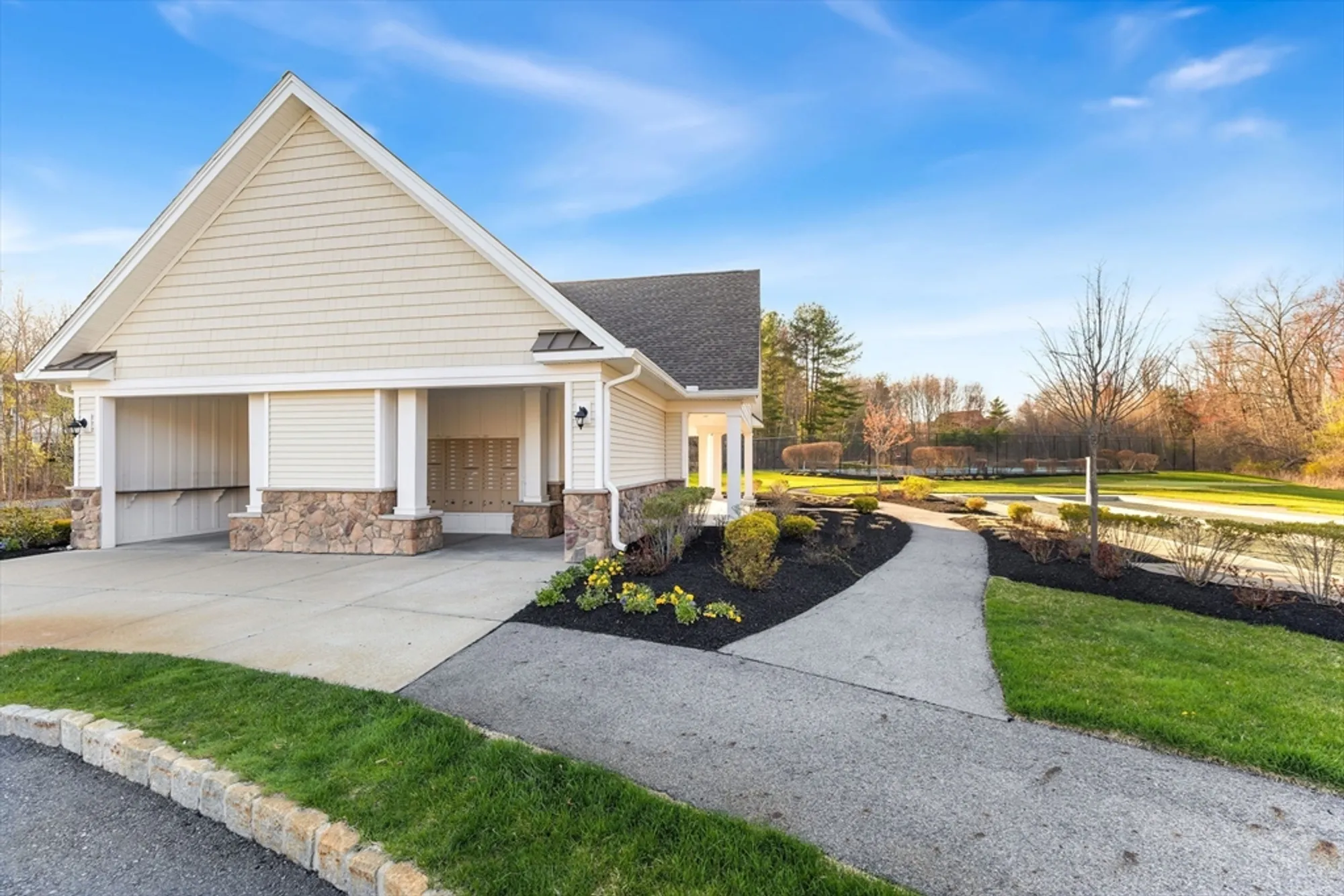 Property Slideshow image 40 of 42 | 7 sequoia dr # 7, Methuen, MA, 01844