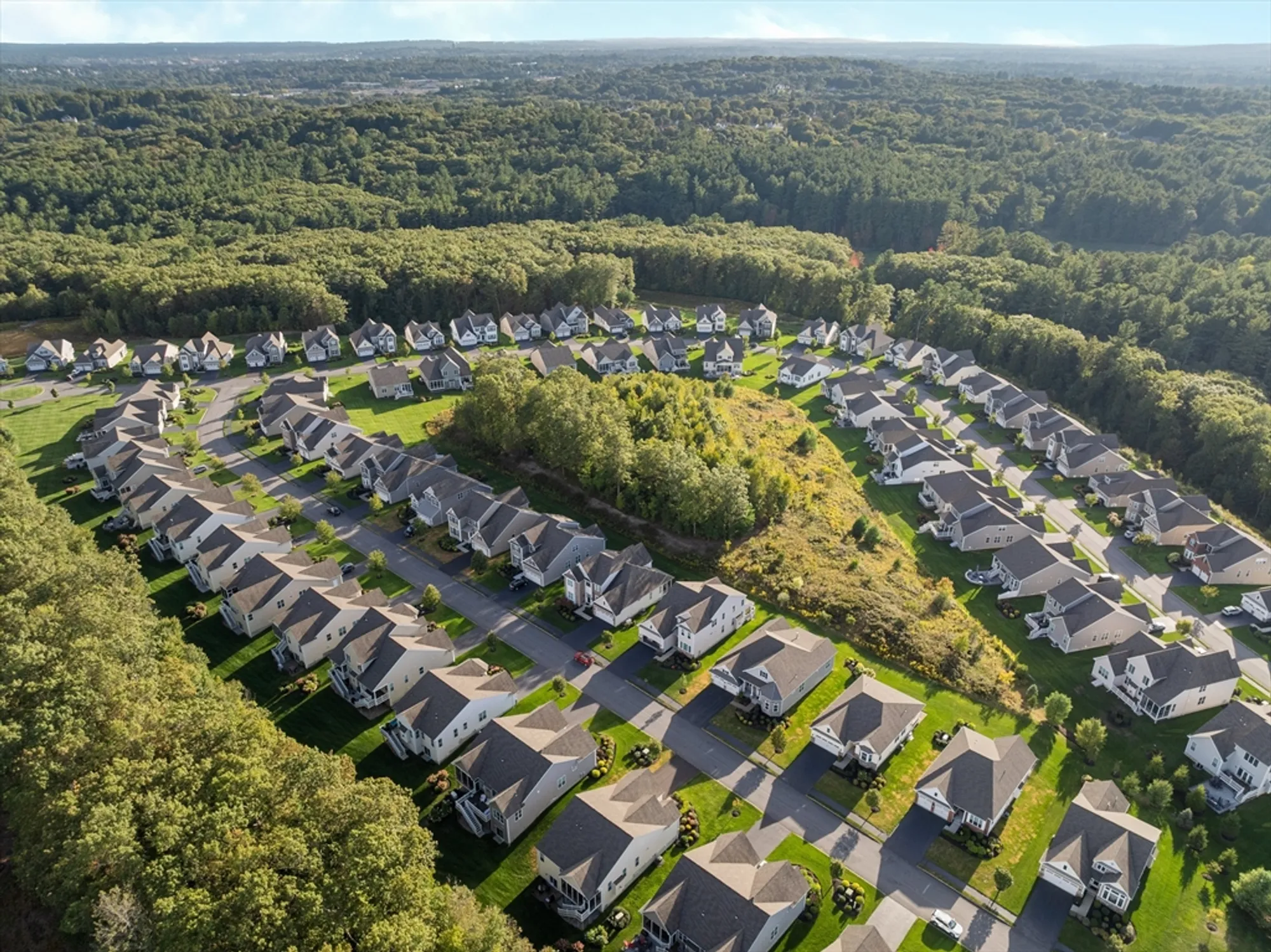 Property Slideshow image 35 of 42 | 7 sequoia dr # 7, Methuen, MA, 01844