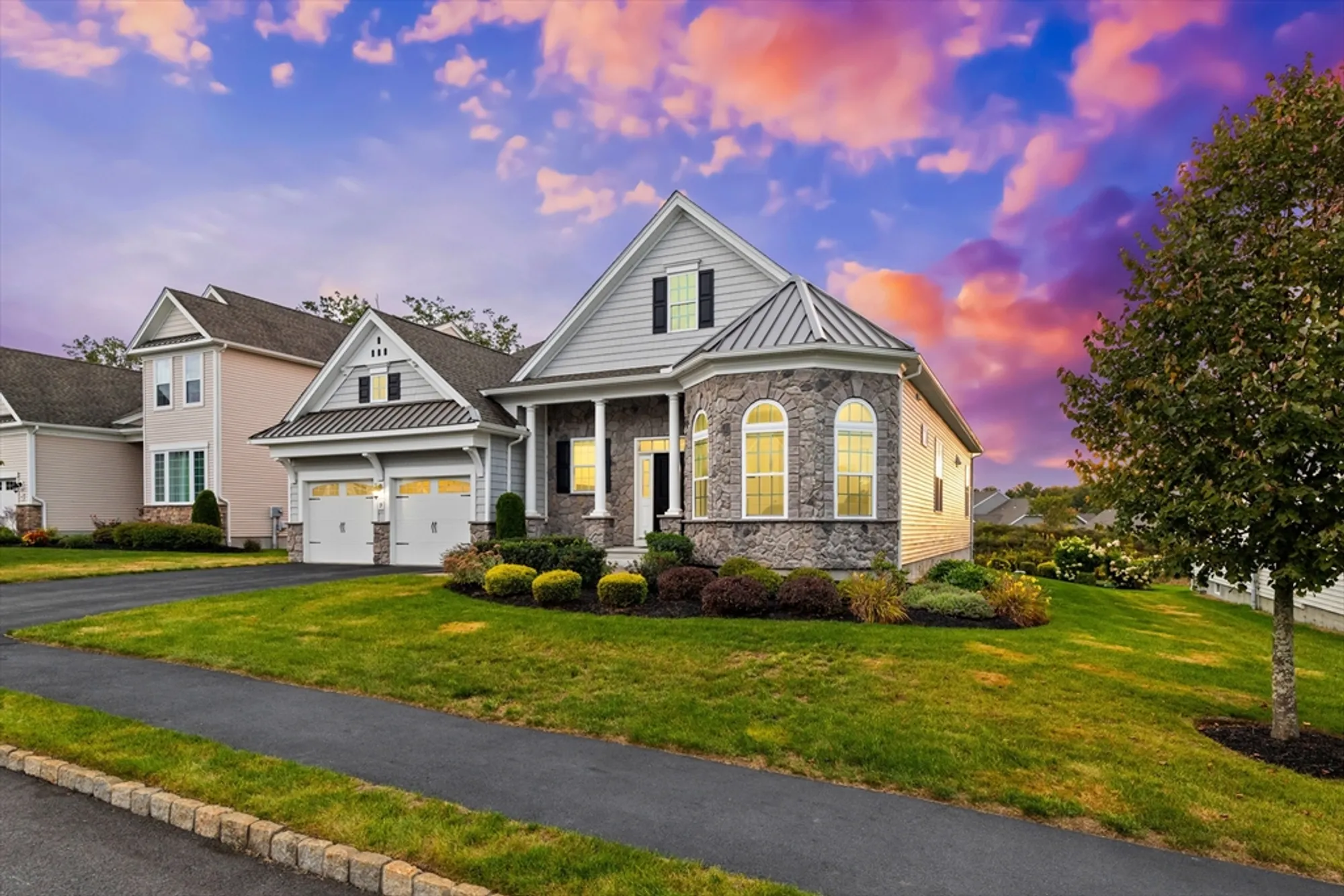 Property Slideshow image 3 of 42 | 7 sequoia dr # 7, Methuen, MA, 01844