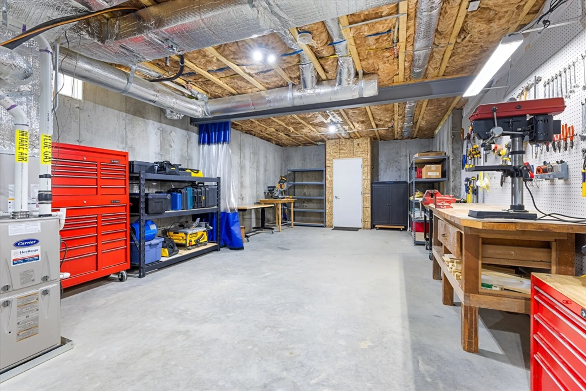 Property Slideshow image 32 of 42 | 7 sequoia dr # 7, Methuen, MA, 01844