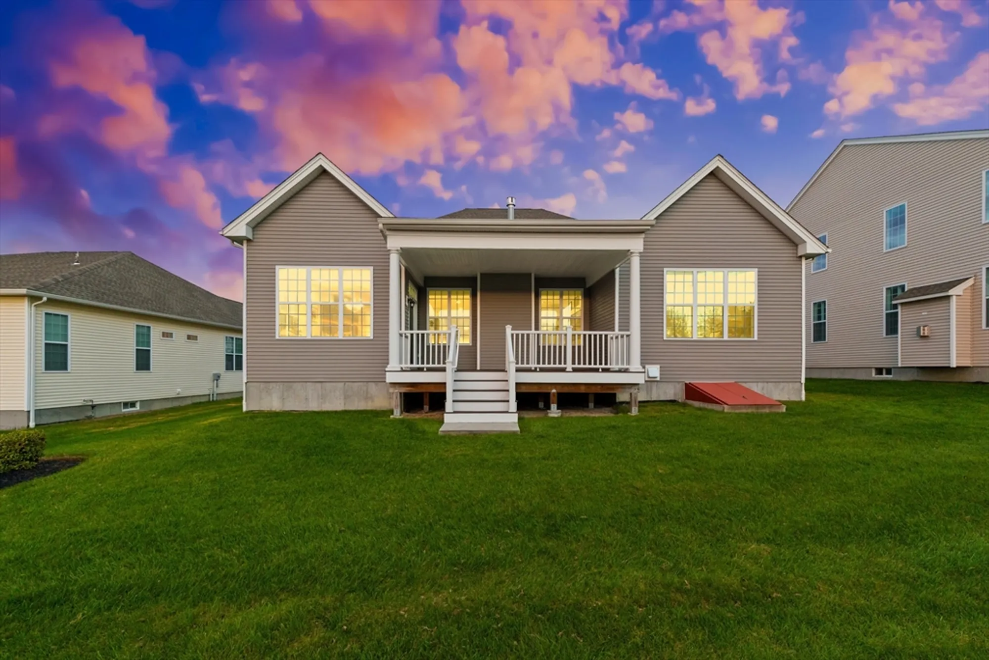 Property Slideshow image 5 of 42 | 7 sequoia dr # 7, Methuen, MA, 01844