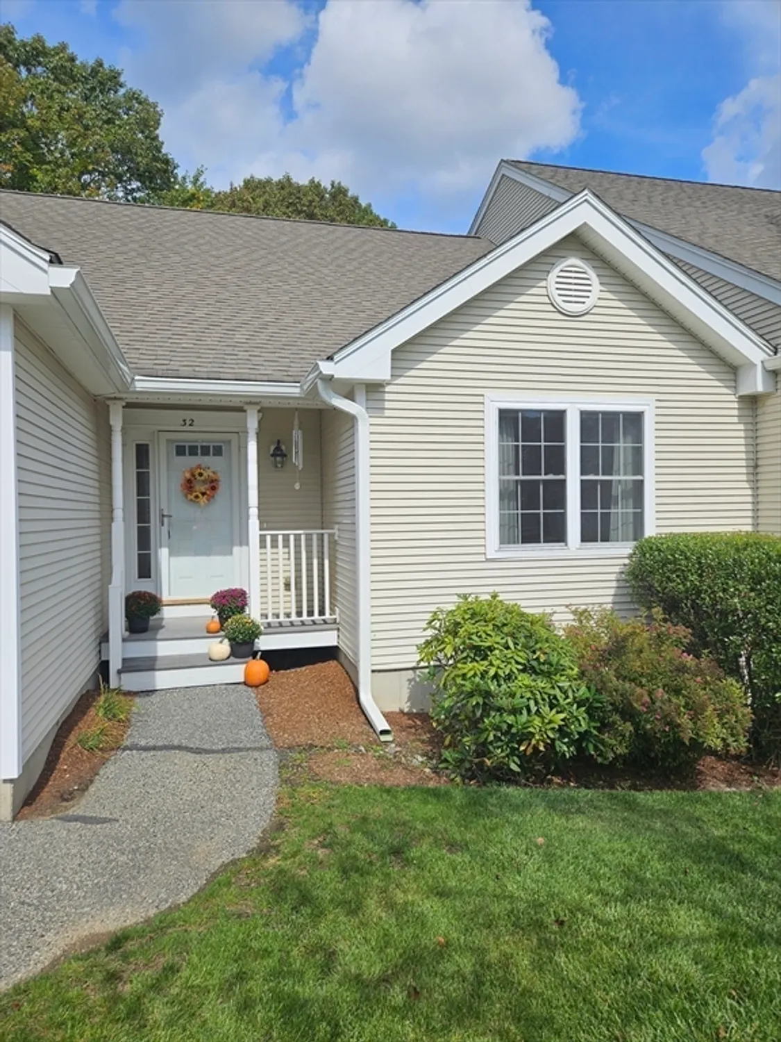 Property Slideshow image 14 of 41 | 32 horne way # 32, Millbury, MA, 01527