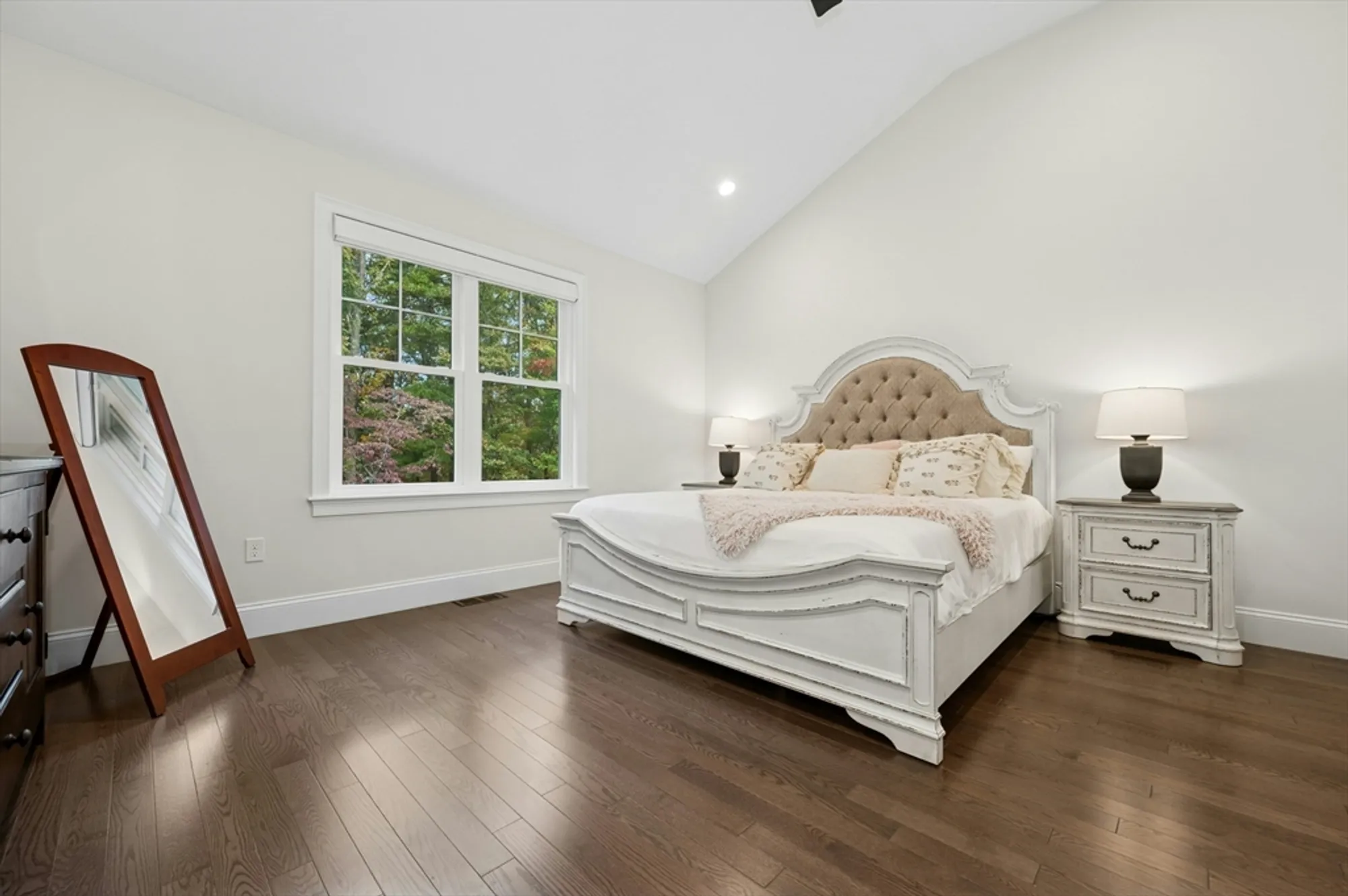 Property Slideshow image 18 of 42 | 71 weston ln # 71, Hopkinton, MA, 01748