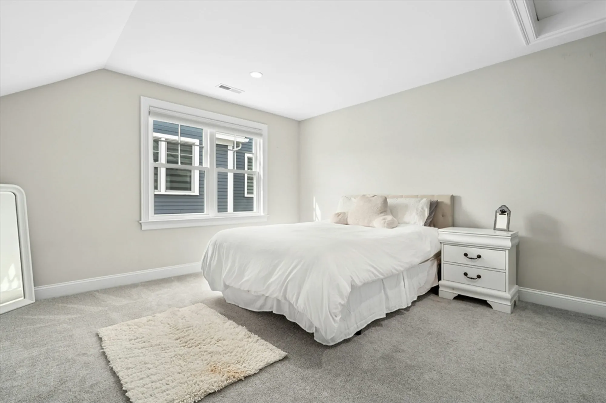 Property Slideshow image 29 of 42 | 71 weston ln # 71, Hopkinton, MA, 01748