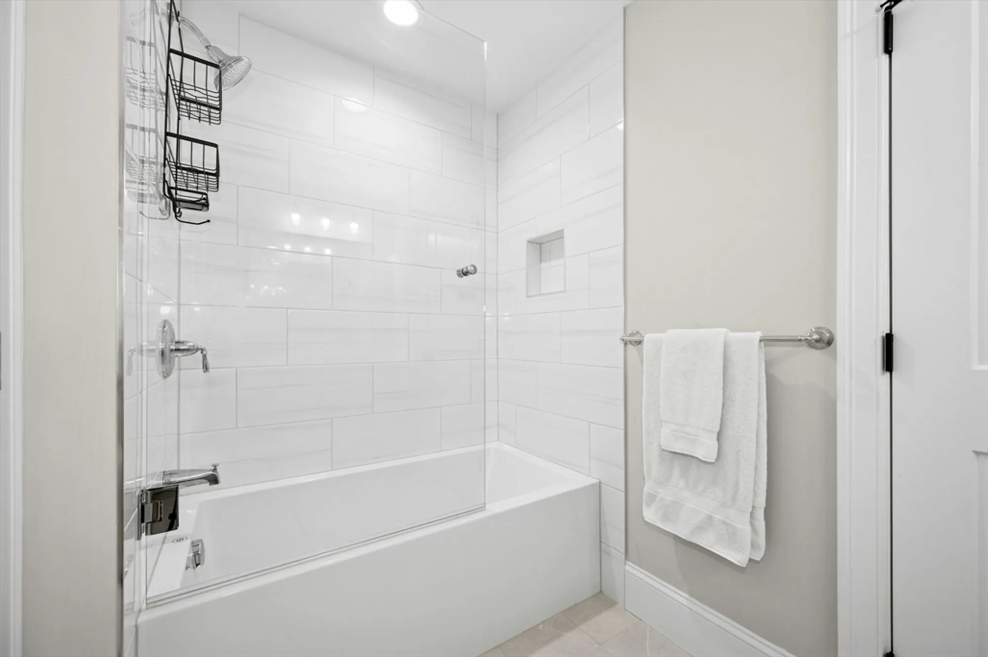 Property Slideshow image 32 of 42 | 71 weston ln # 71, Hopkinton, MA, 01748