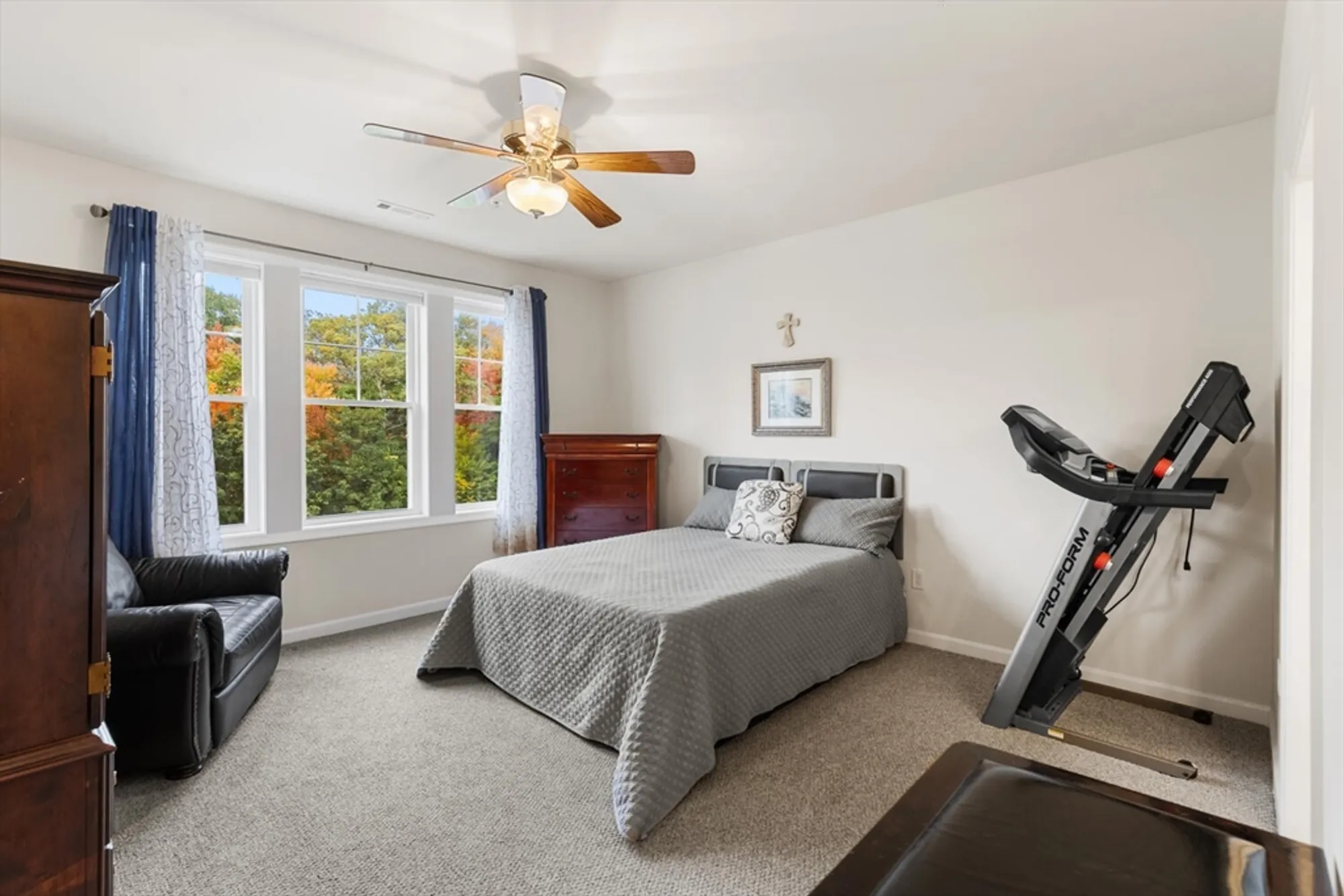 Property Slideshow image 18 of 36 | 2213 pennington dr # 2213, Walpole, MA, 02081