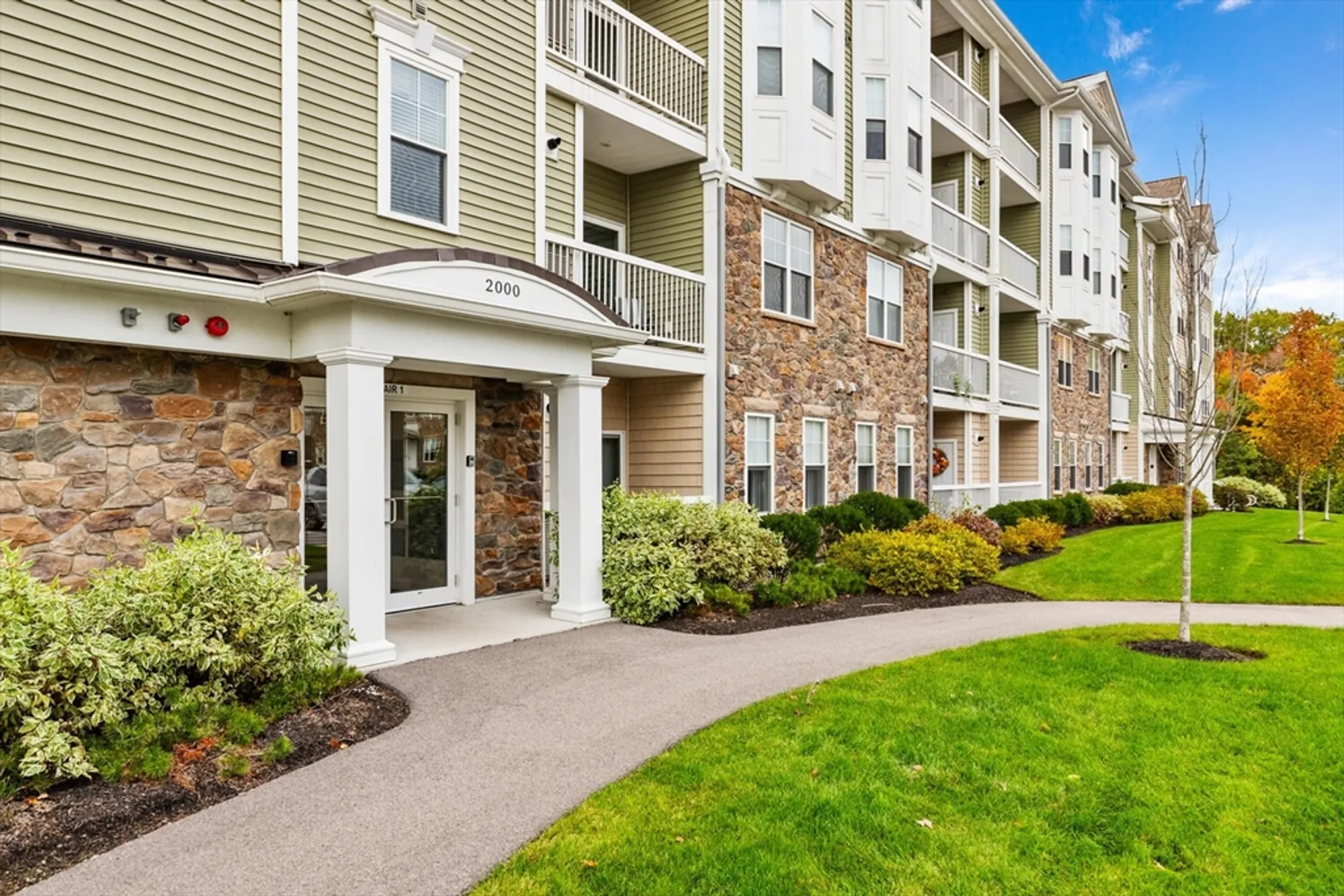 Property Slideshow image 31 of 36 | 2213 pennington dr # 2213, Walpole, MA, 02081