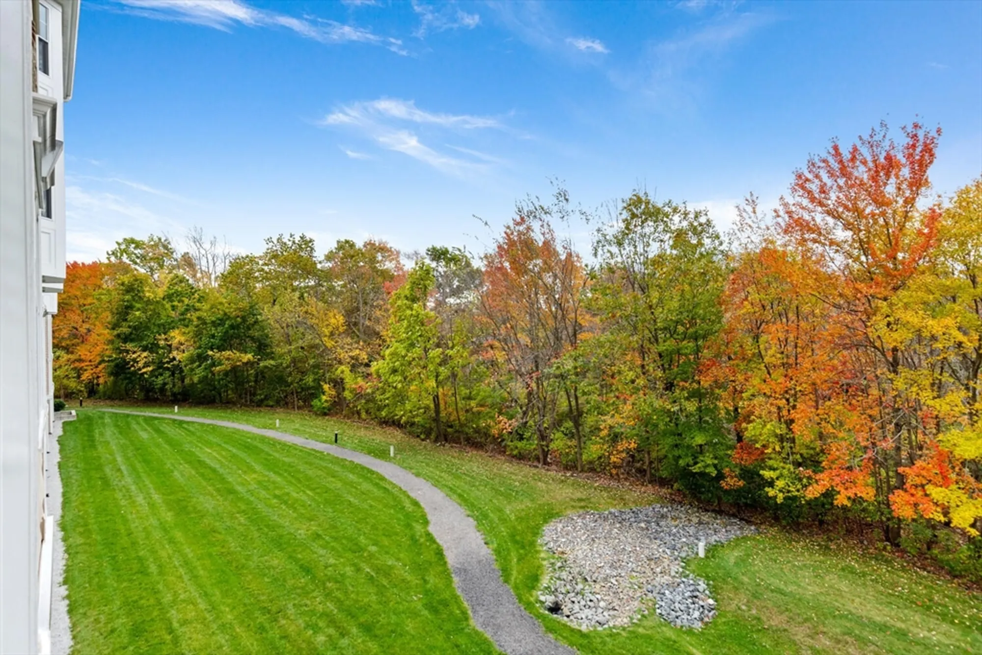 Property Slideshow image 32 of 36 | 2213 pennington dr # 2213, Walpole, MA, 02081