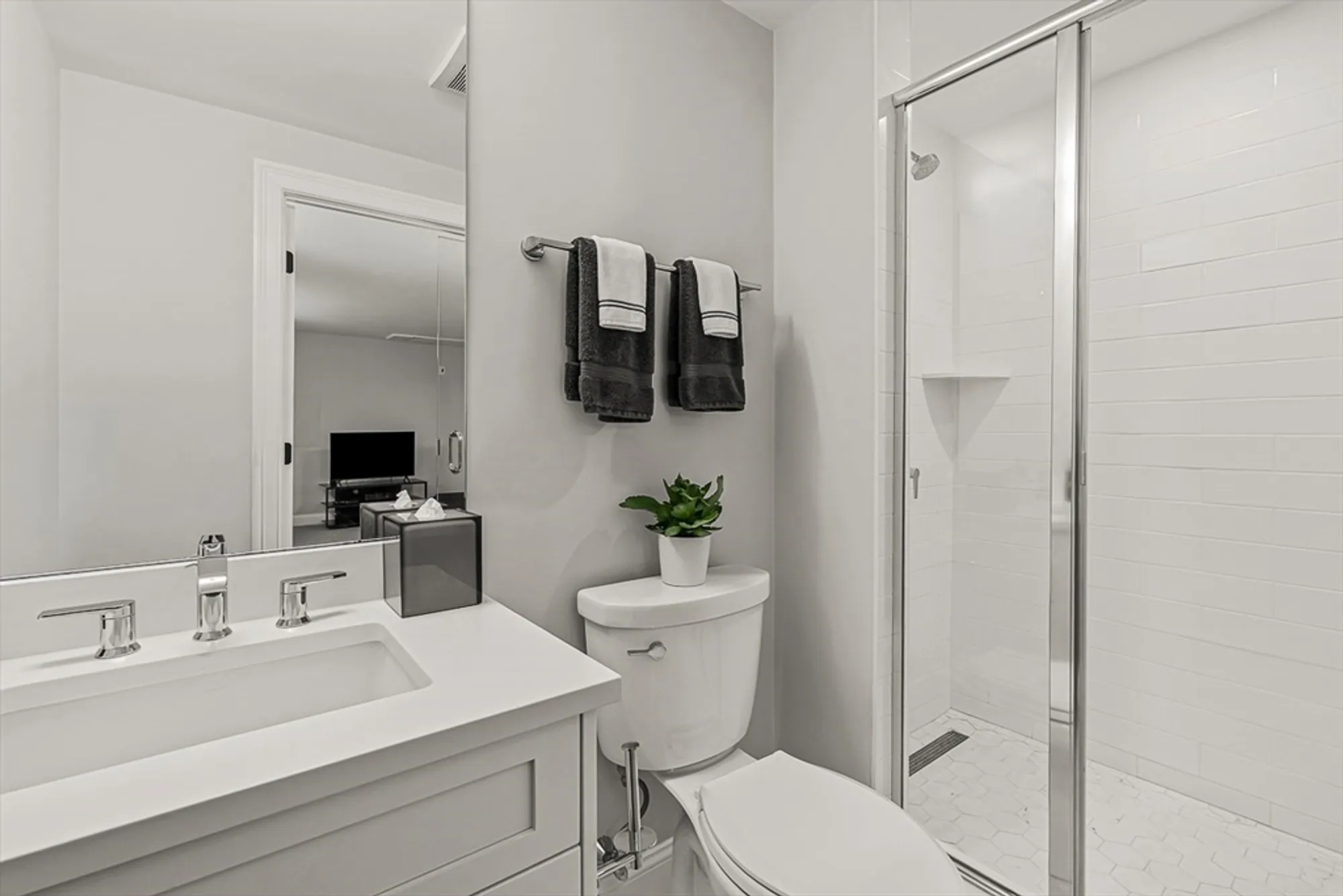 Property Slideshow image 31 of 32 | 5 peakes ln 5, Weston, MA, 02493
