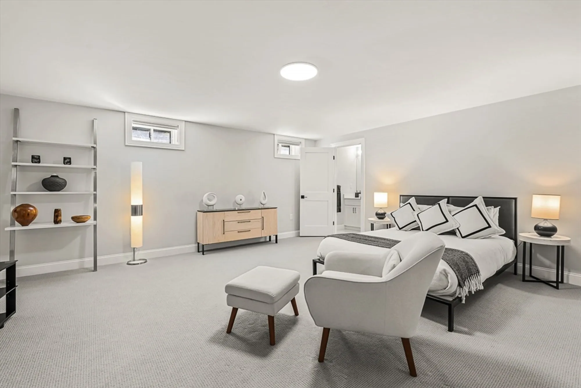 Property Slideshow image 29 of 32 | 5 peakes ln 5, Weston, MA, 02493