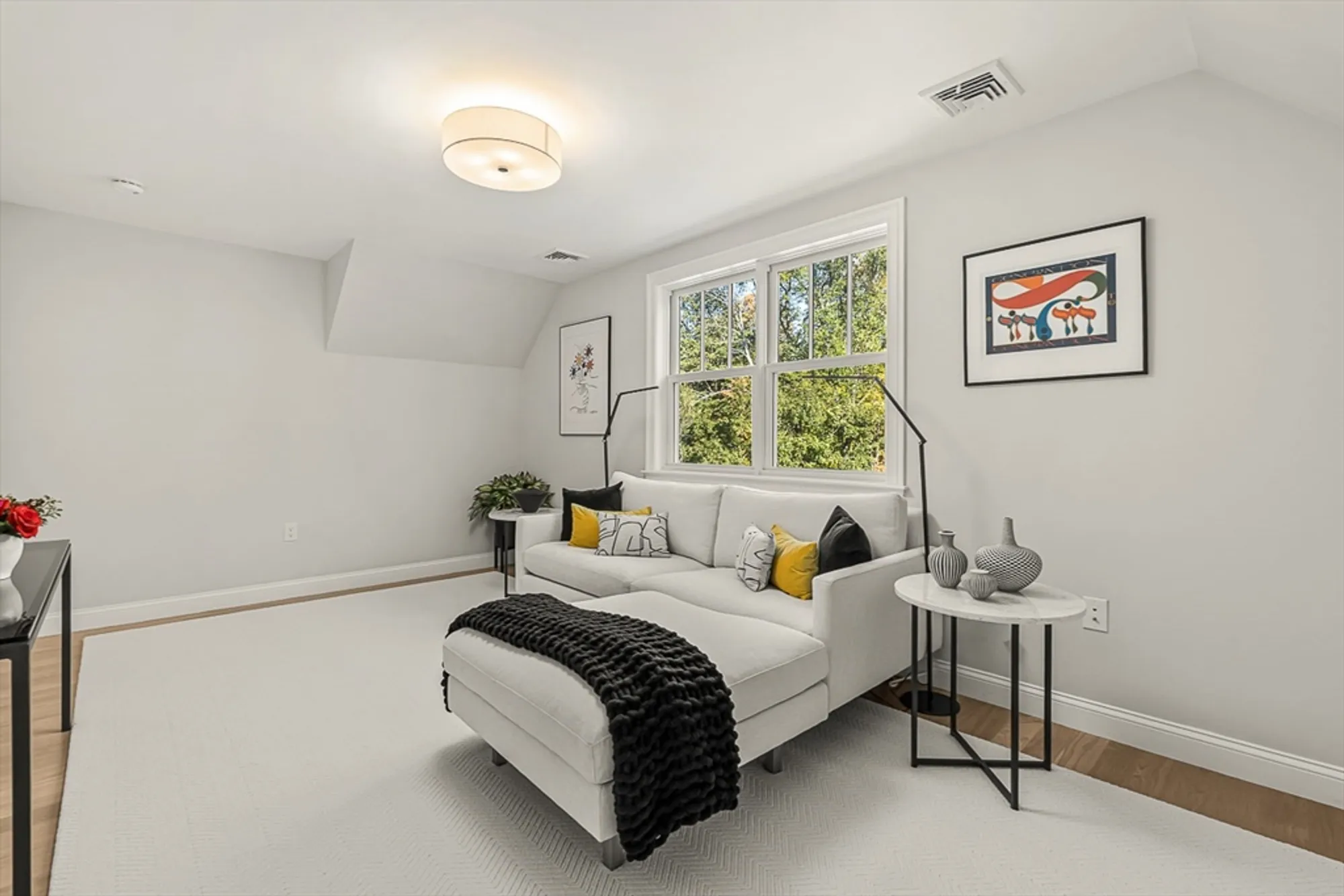Property Slideshow image 27 of 32 | 5 peakes ln 5, Weston, MA, 02493