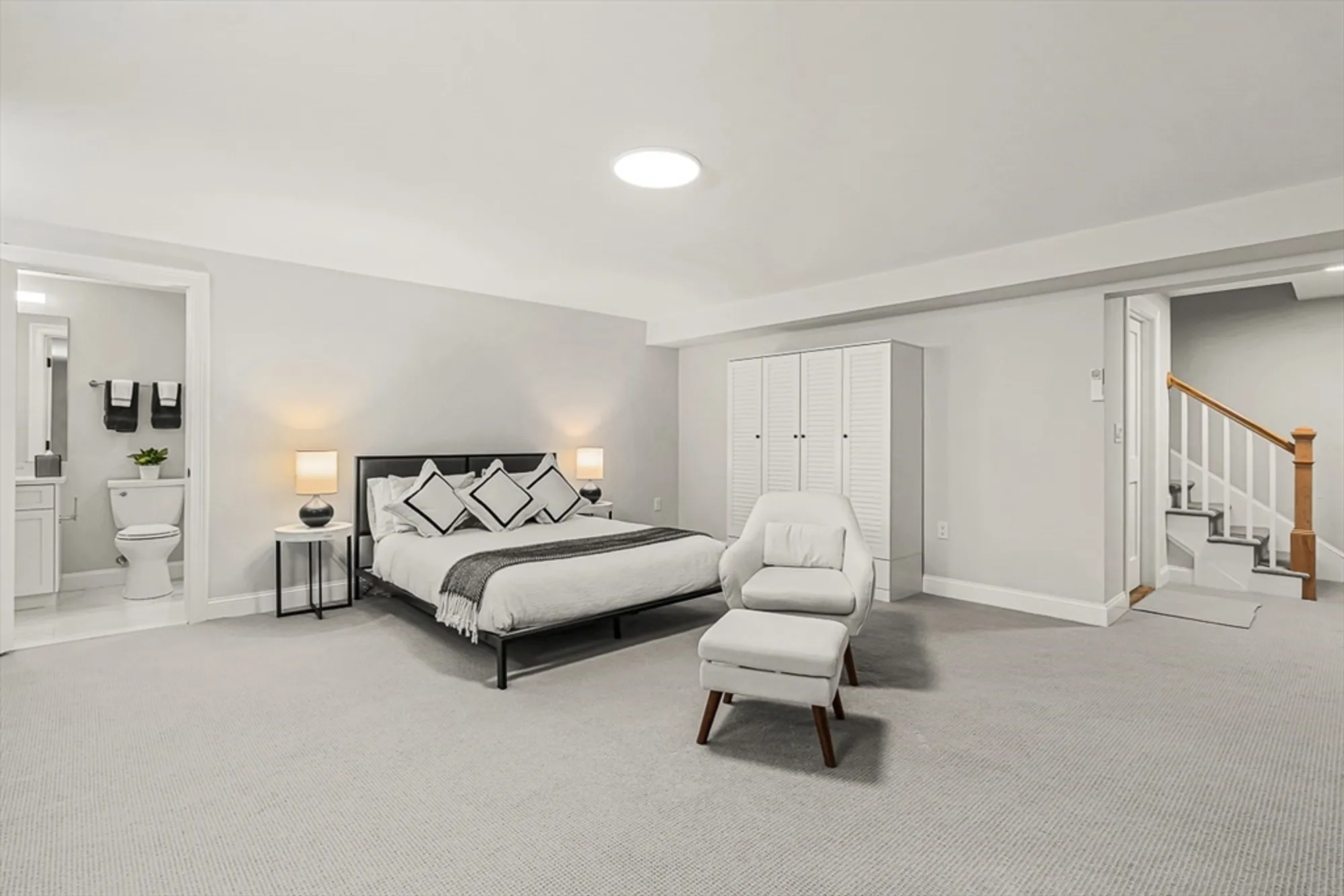 Property Slideshow image 30 of 32 | 5 peakes ln 5, Weston, MA, 02493