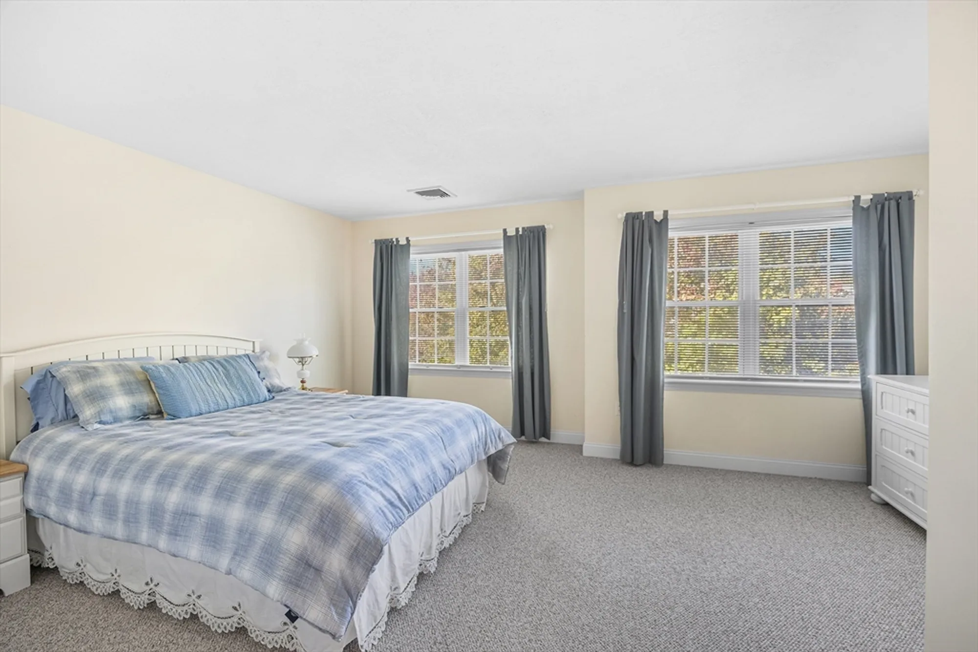 Property Slideshow image 18 of 32 | 877 auburnville way d4, Whitman, MA, 02382