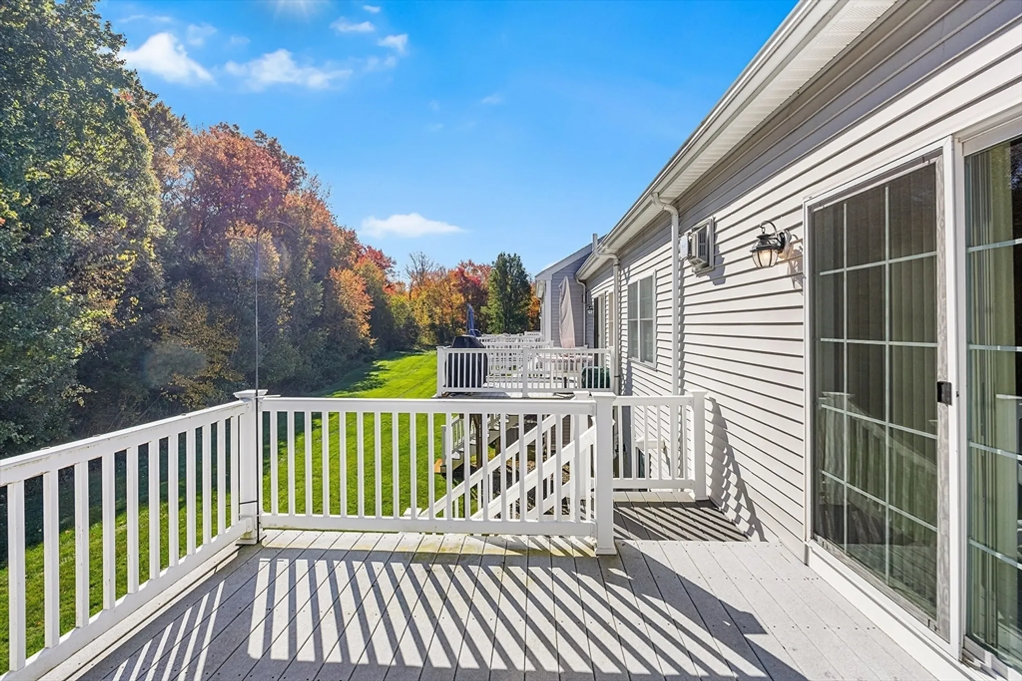 Property Slideshow image 31 of 32 | 877 auburnville way d4, Whitman, MA, 02382