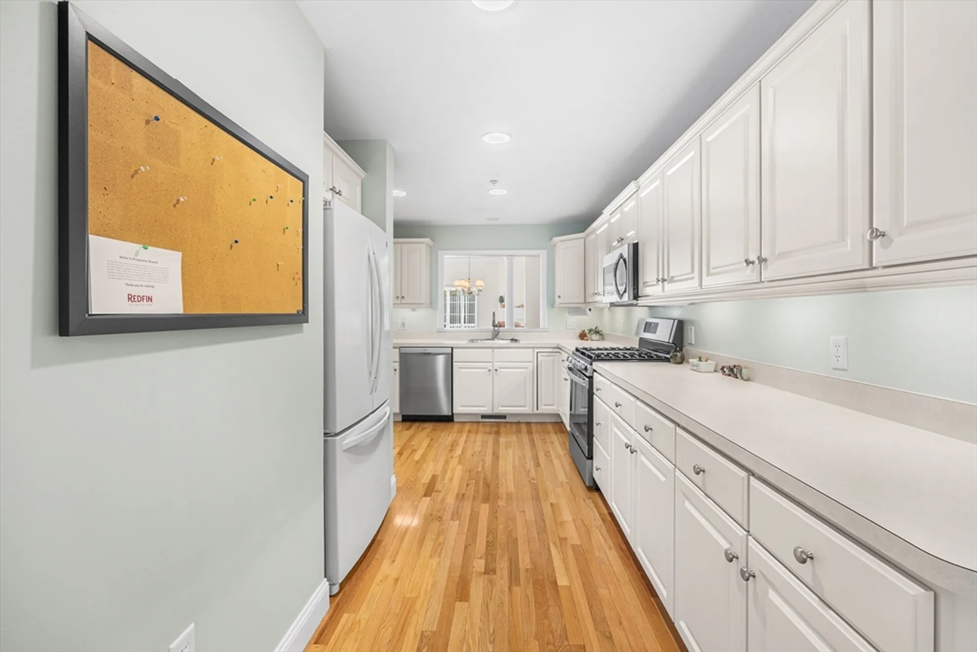 Property Slideshow image 4 of 32 | 877 auburnville way d4, Whitman, MA, 02382