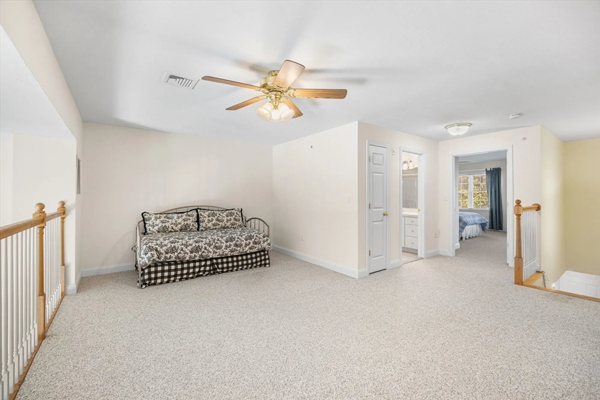Property Slideshow image 21 of 32 | 877 auburnville way d4, Whitman, MA, 02382
